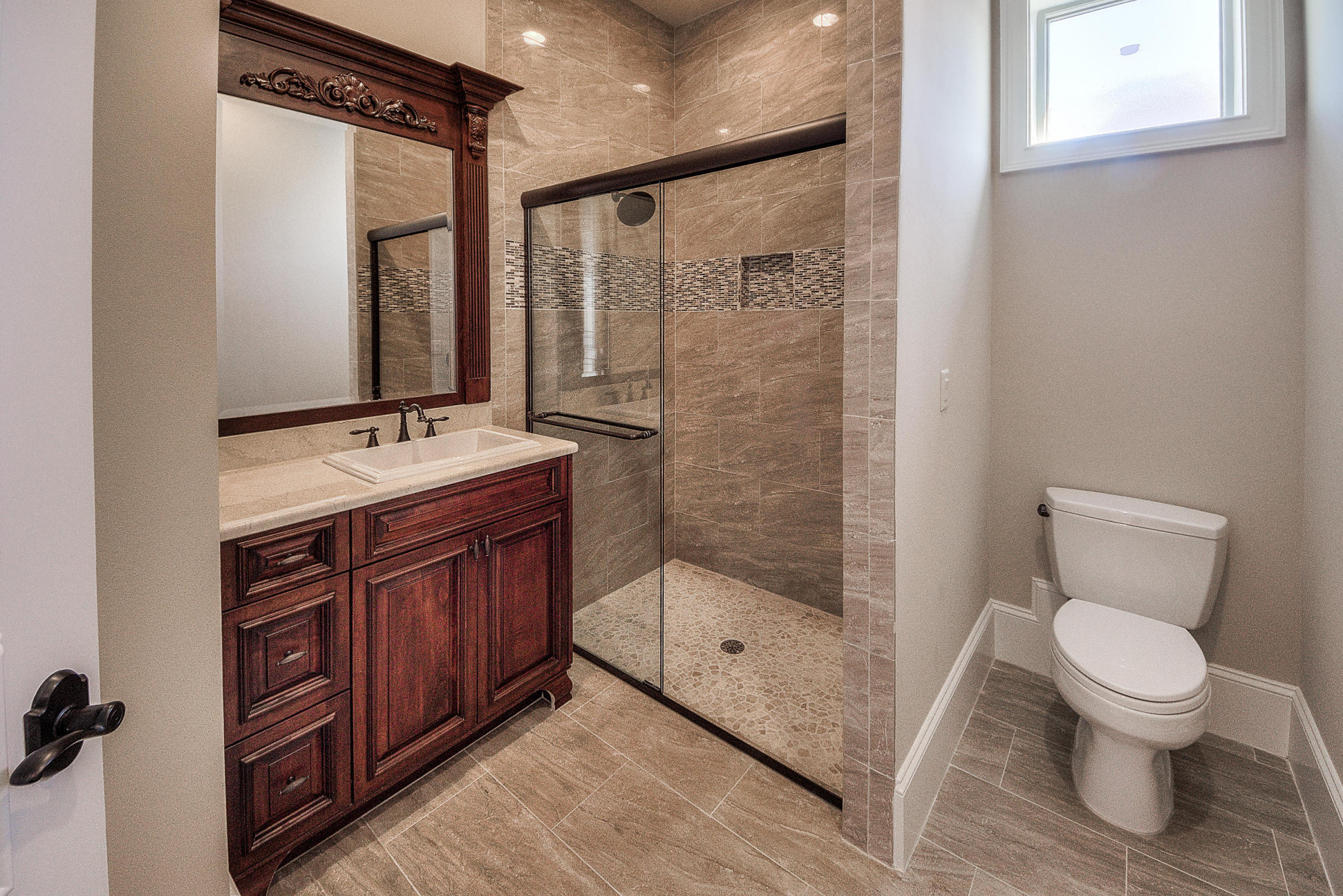 BURNT PINE - Residential