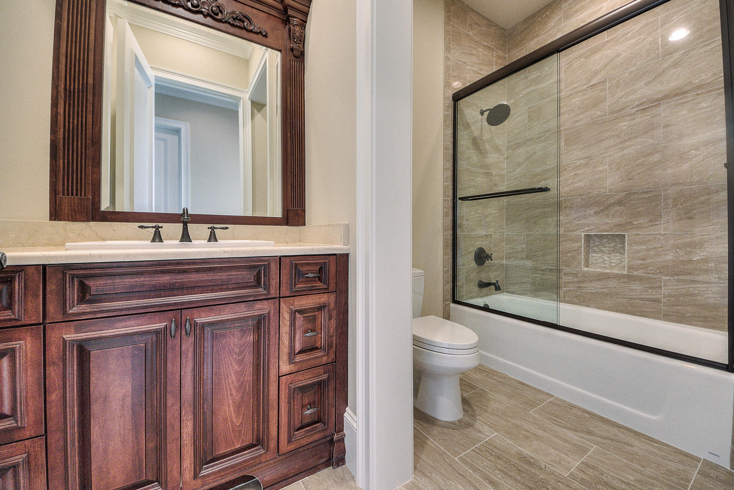 BURNT PINE - Residential