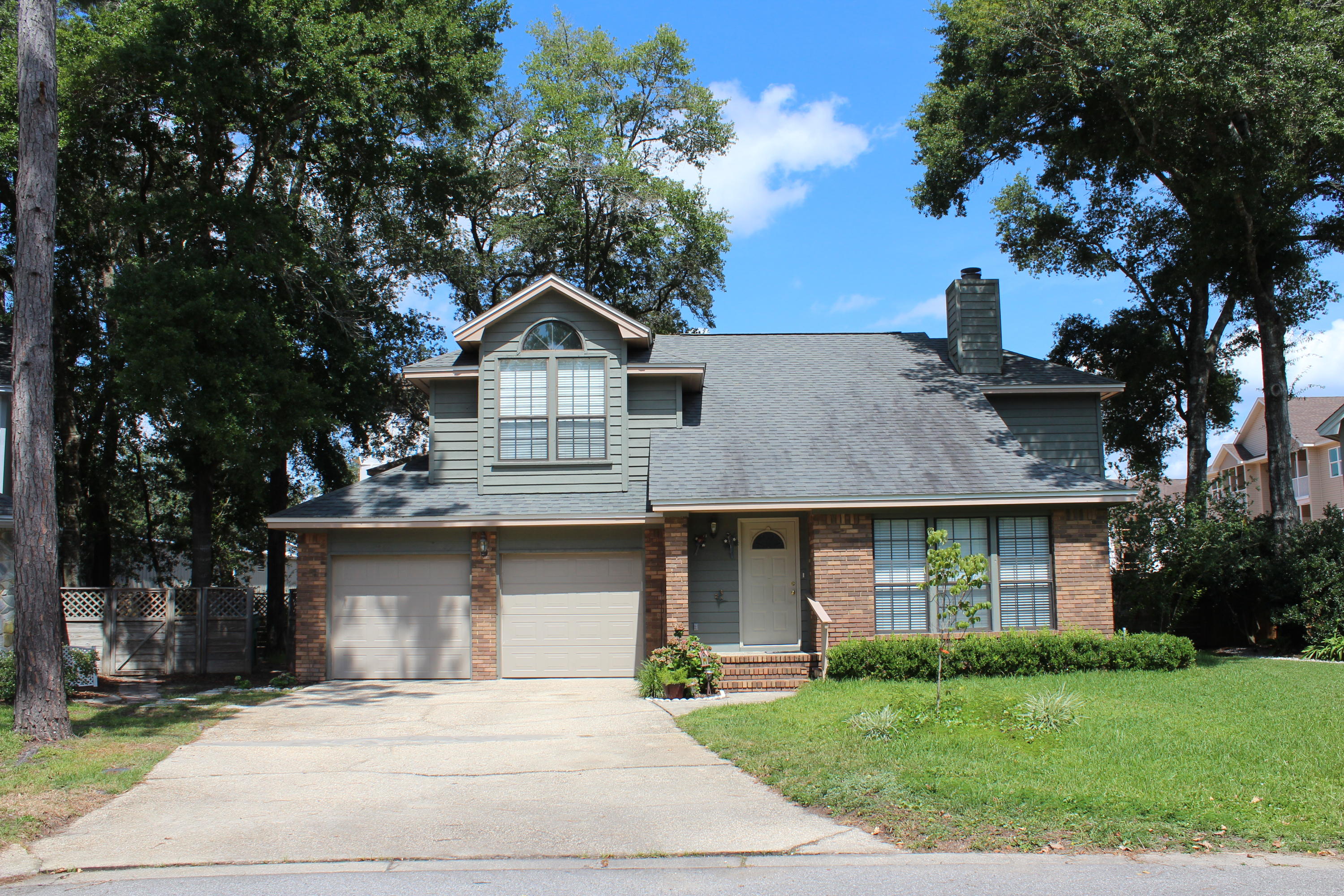 CROSSWINDS 1ST ADDN - Residential Lease