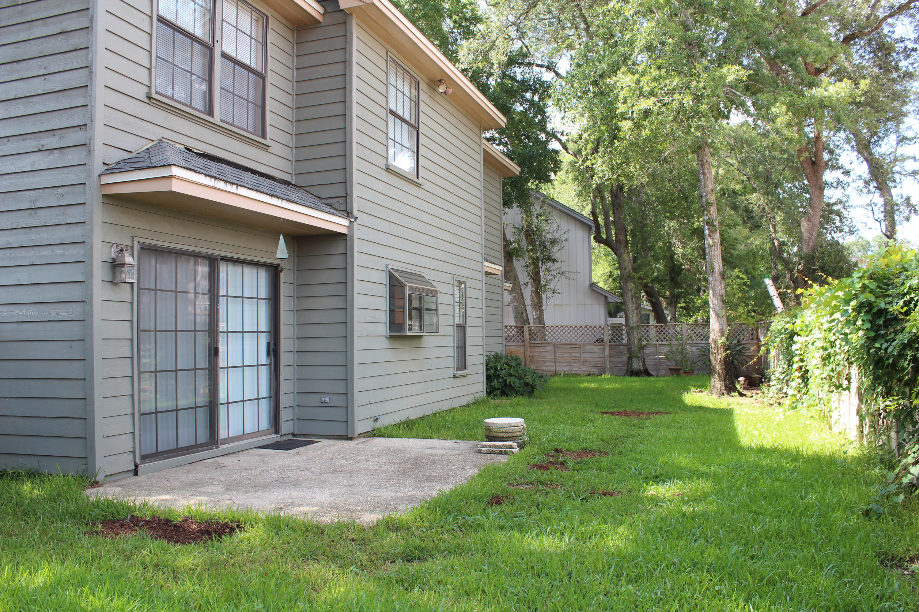 CROSSWINDS 1ST ADDN - Residential Lease