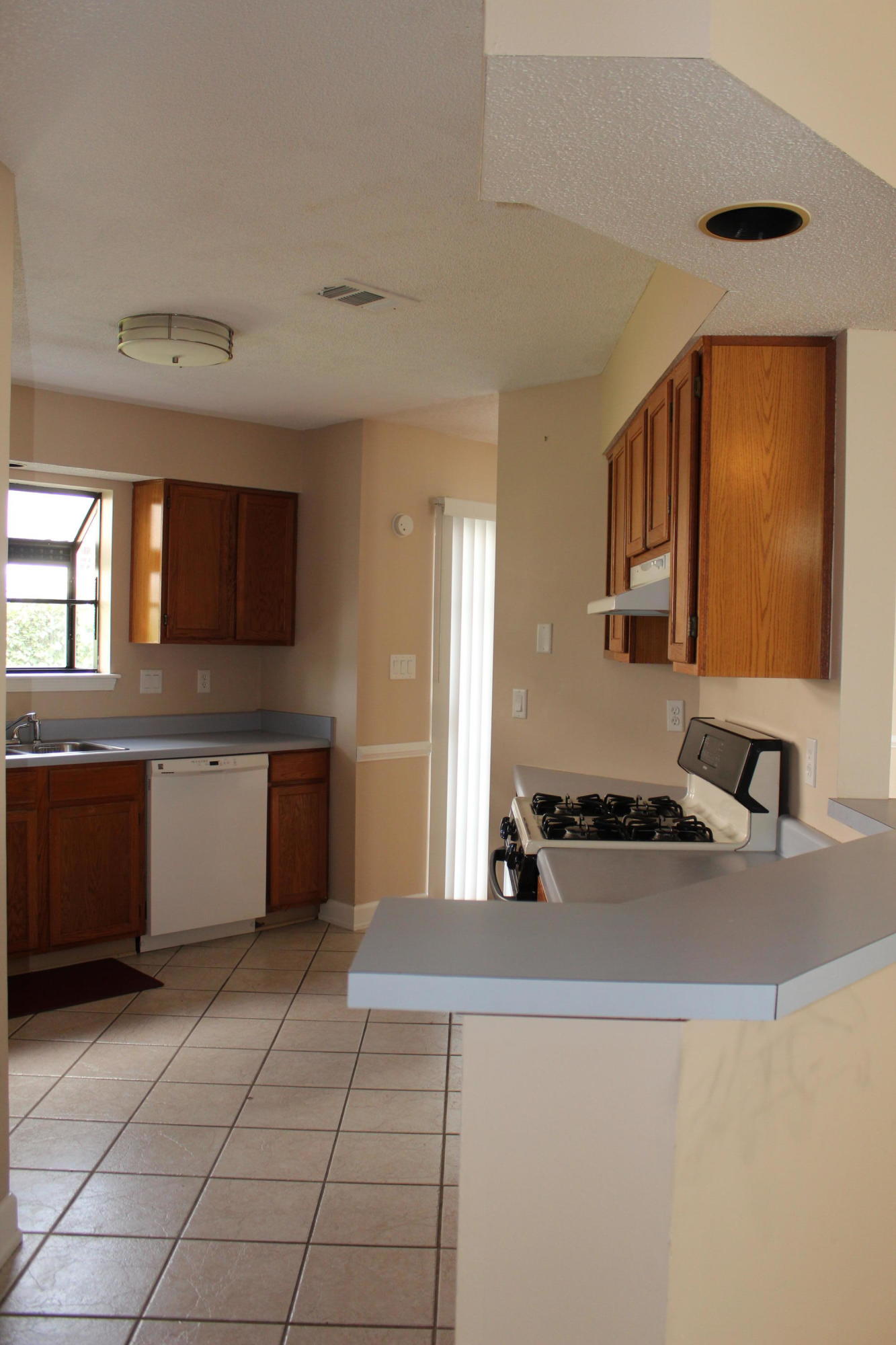 CROSSWINDS 1ST ADDN - Residential Lease