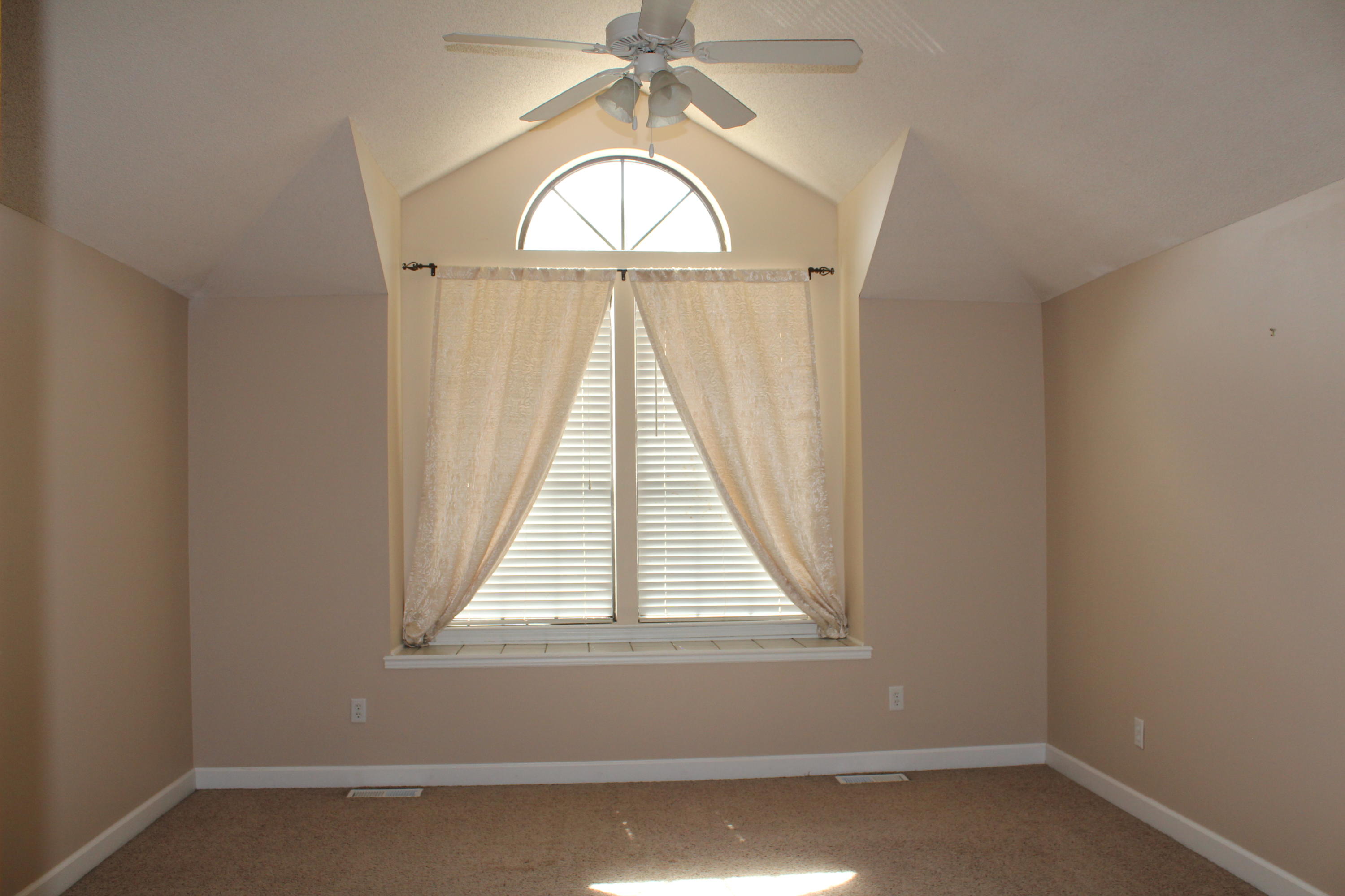 CROSSWINDS 1ST ADDN - Residential Lease