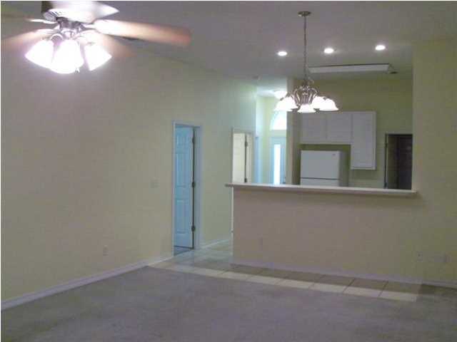 SHANYN TAYLOR OAKS - Residential Lease