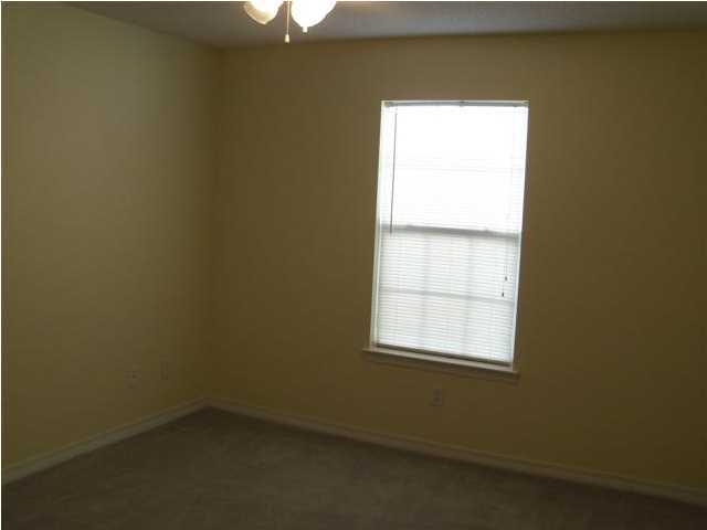 SHANYN TAYLOR OAKS - Residential Lease