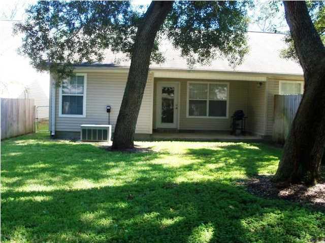 SHANYN TAYLOR OAKS - Residential Lease