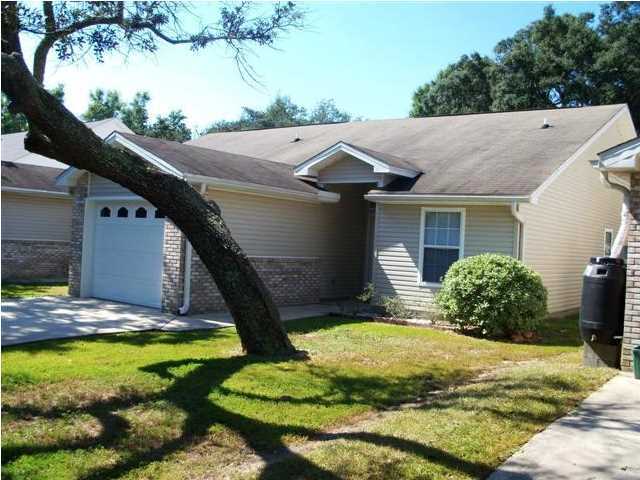 SHANYN TAYLOR OAKS - Residential Lease