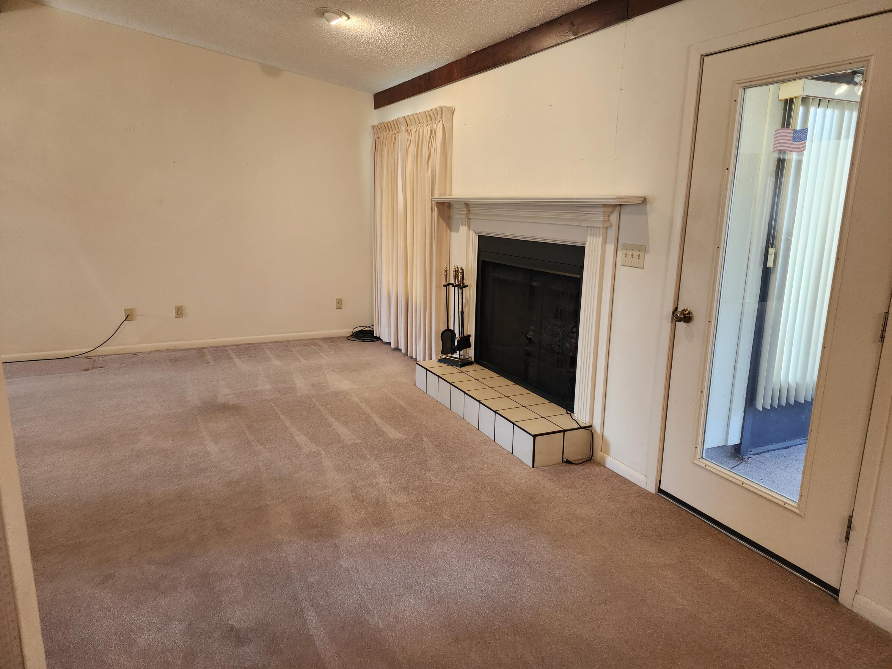 Mary Esther Manor - Residential