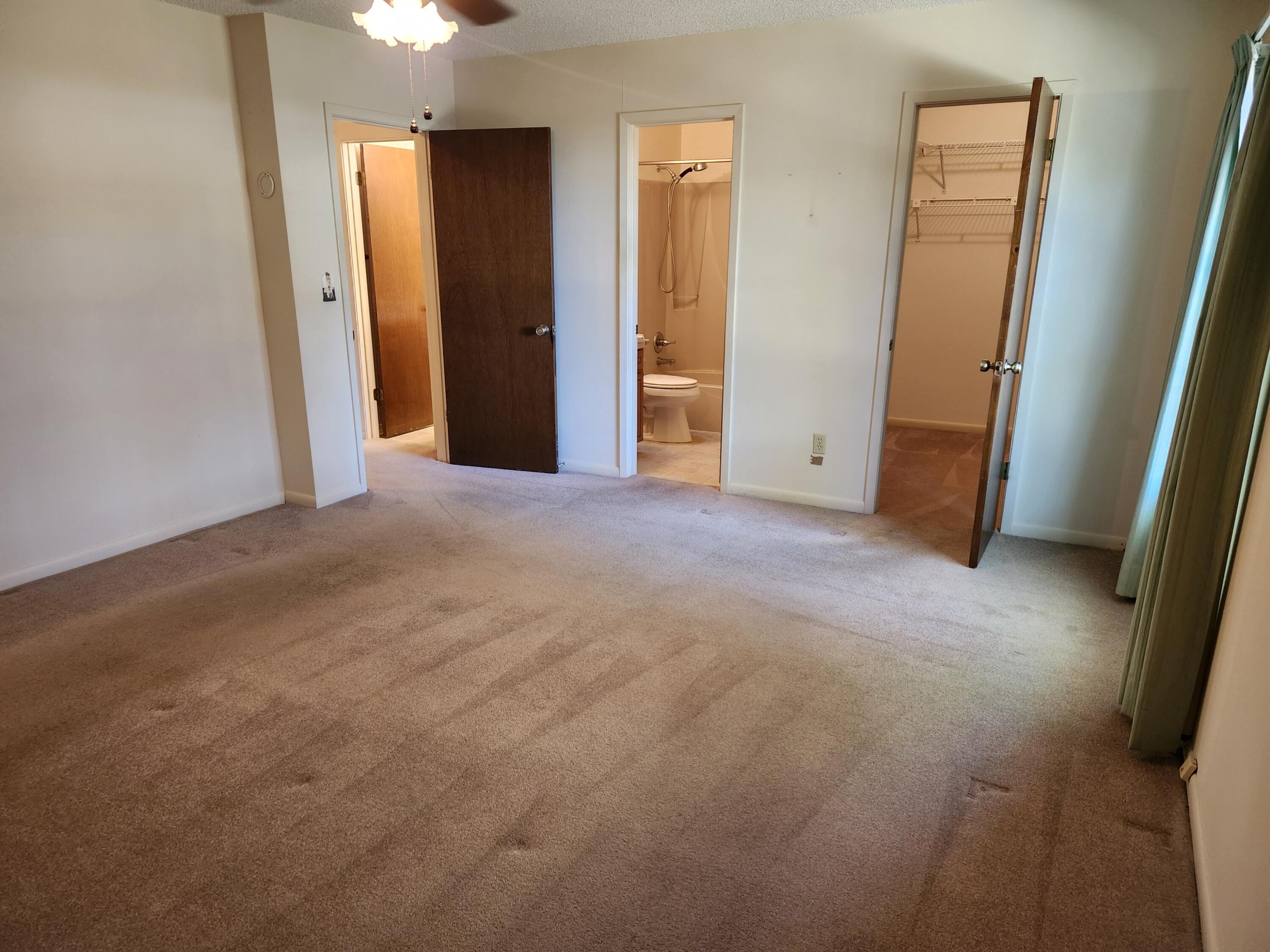 Mary Esther Manor - Residential