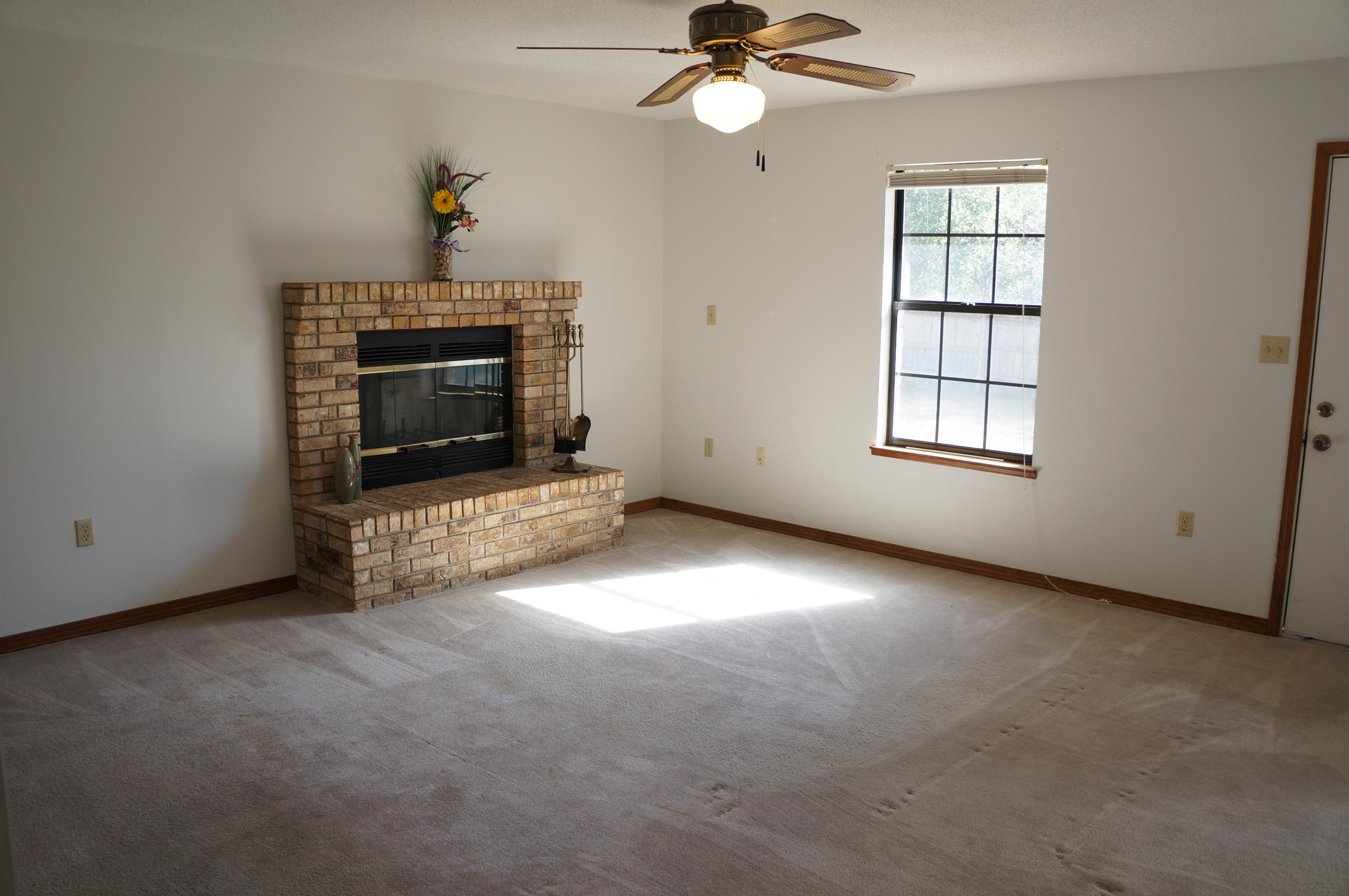 TIMBERLAKE ESTATES - Residential