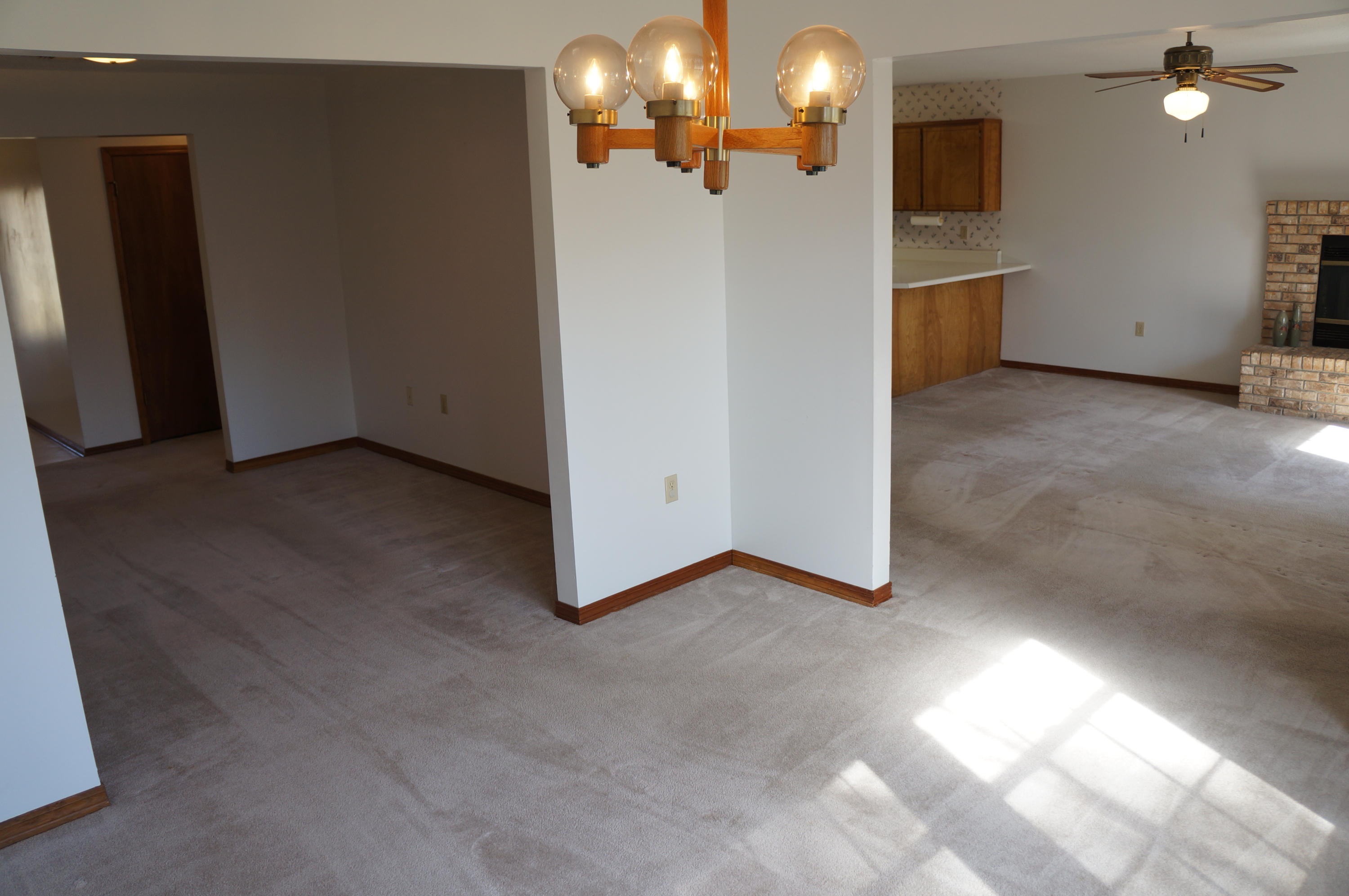 TIMBERLAKE ESTATES - Residential