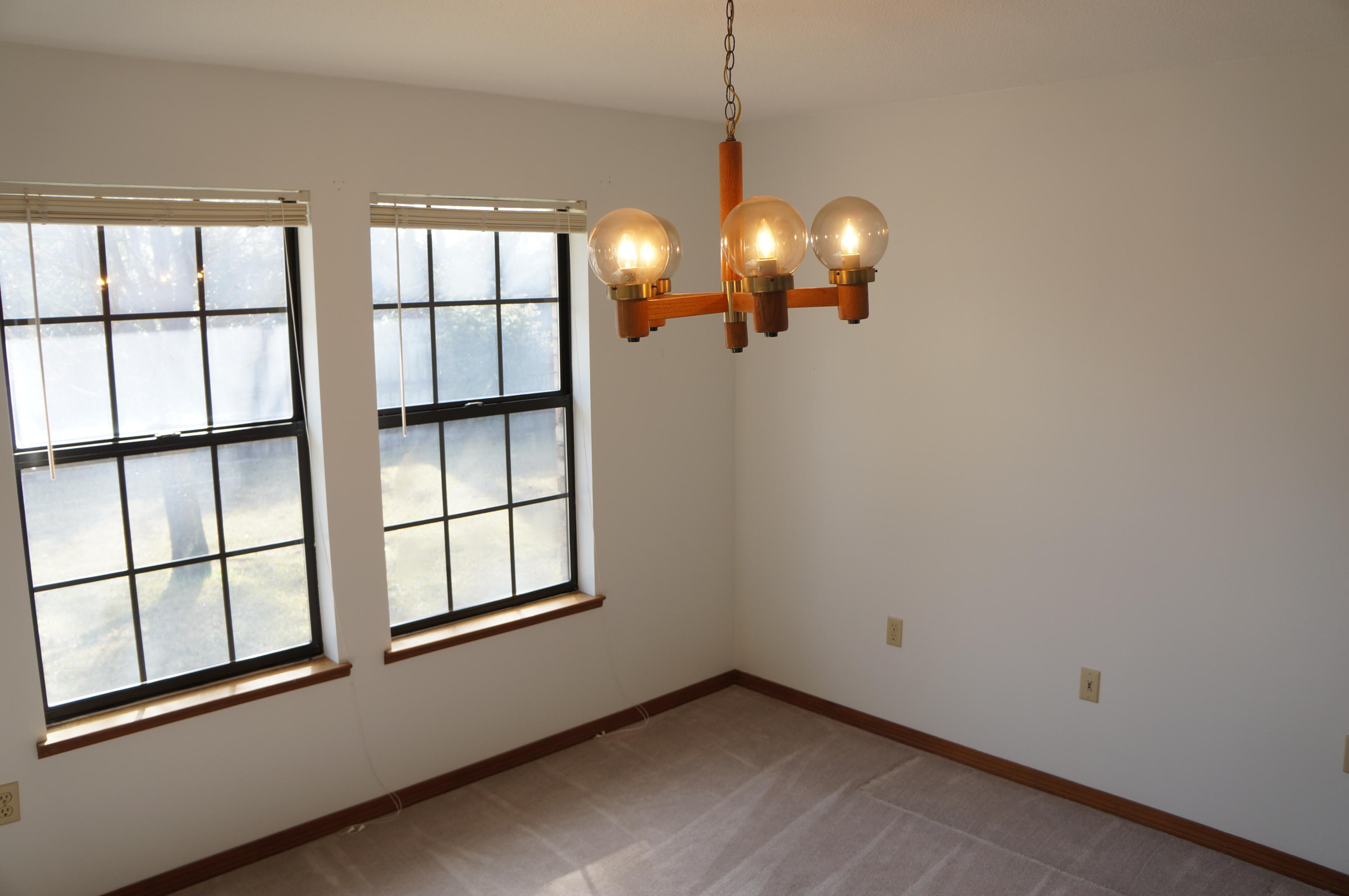 TIMBERLAKE ESTATES - Residential