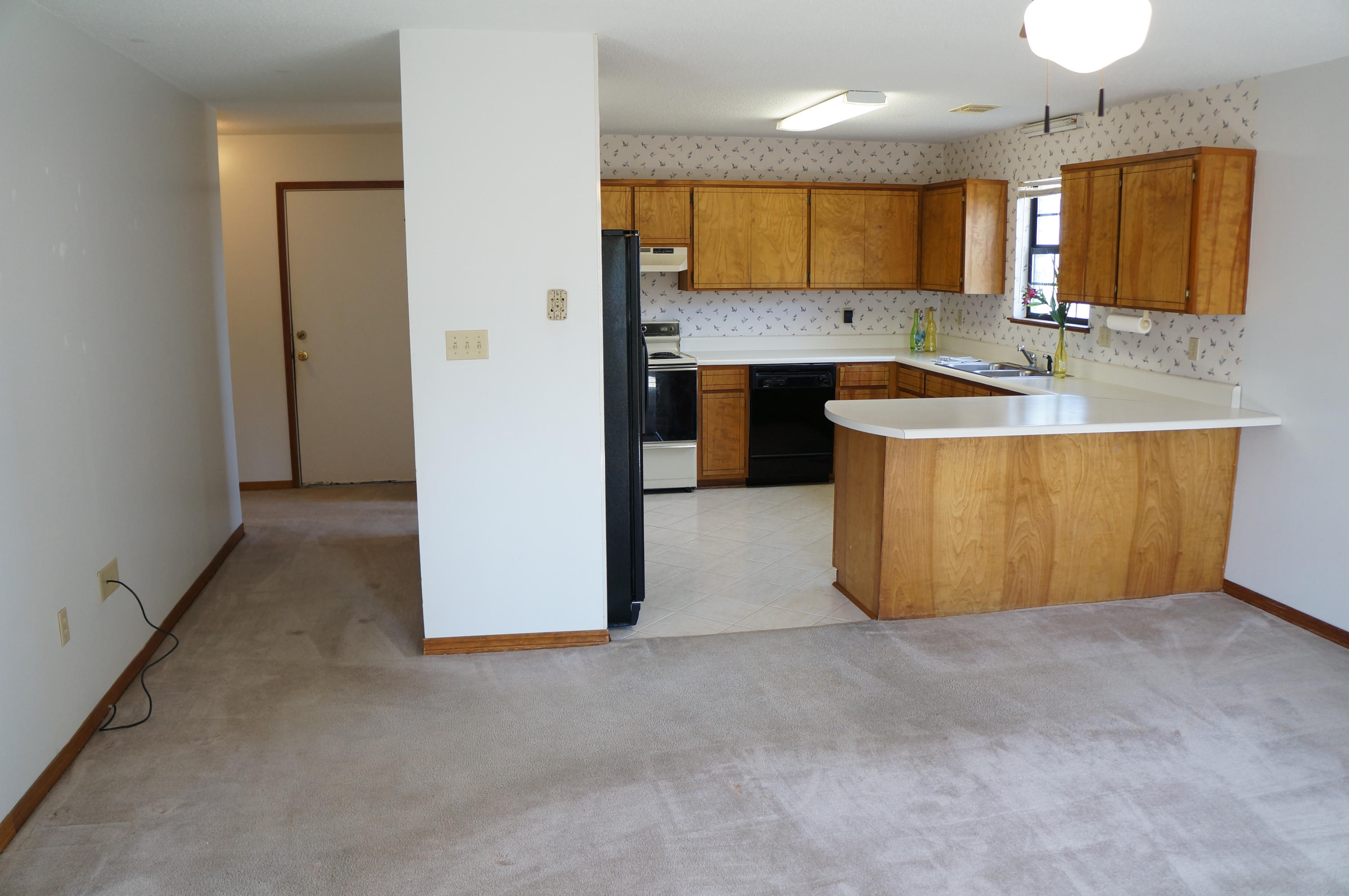 TIMBERLAKE ESTATES - Residential