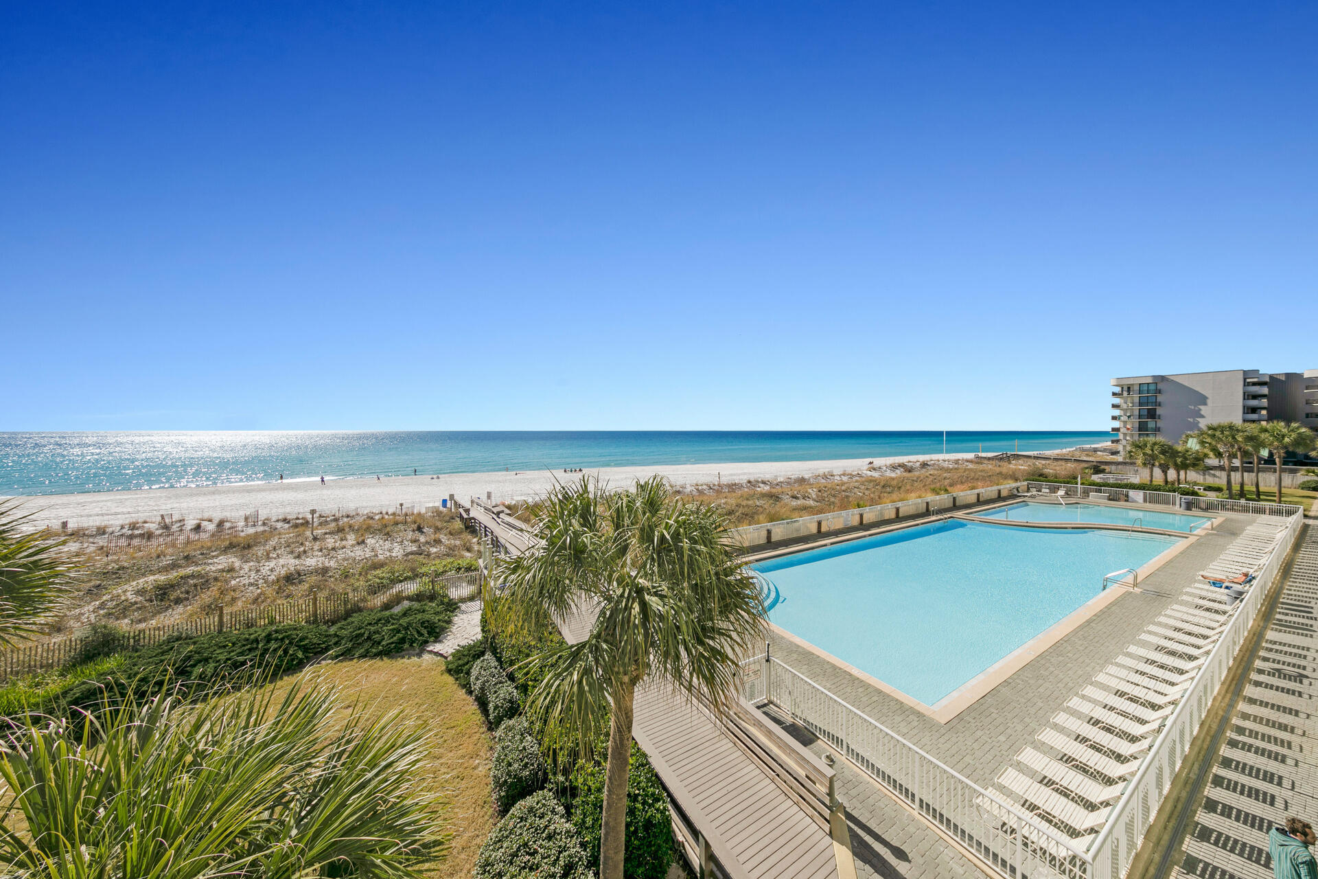 WATERS EDGE - Residential