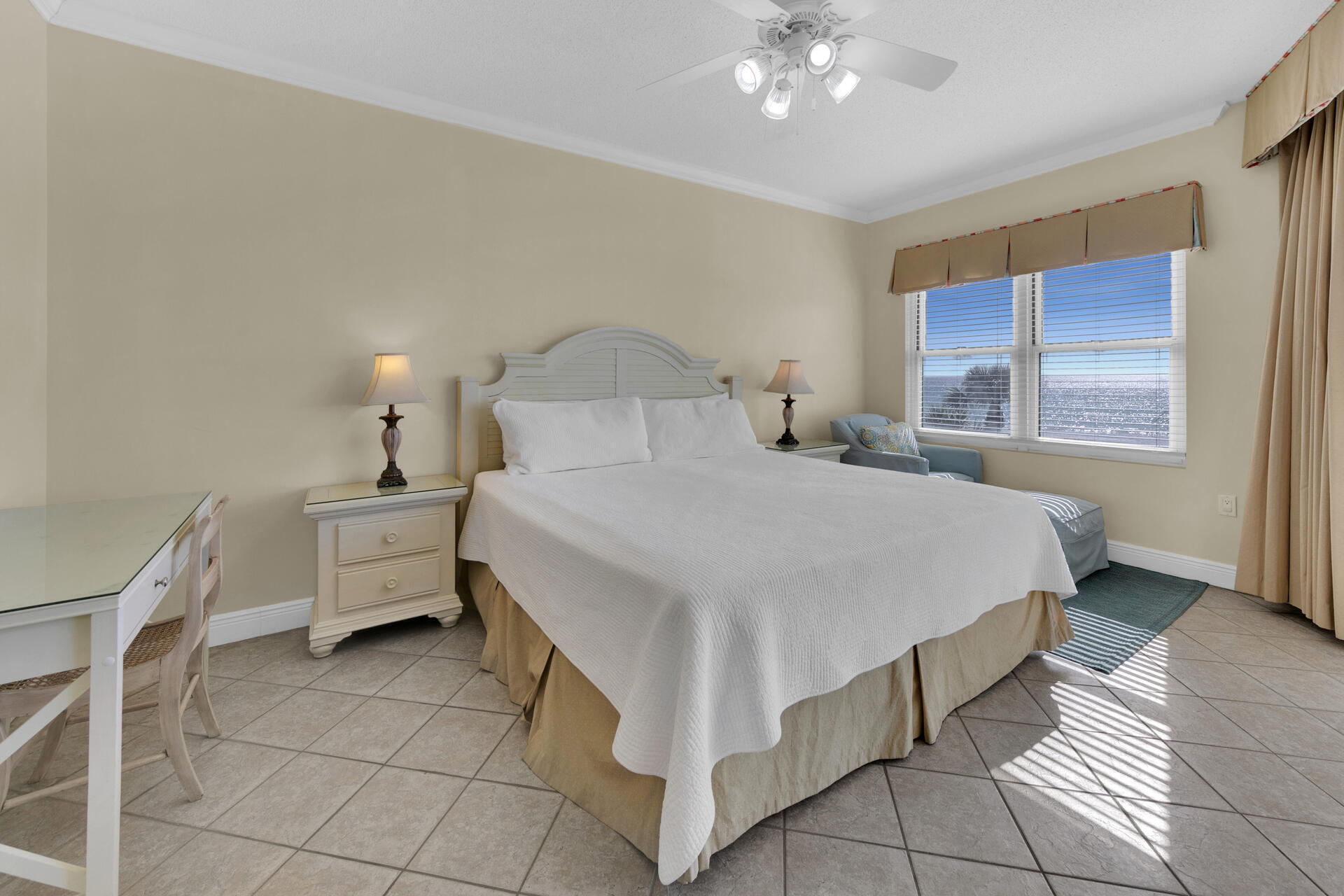 WATERS EDGE - Residential