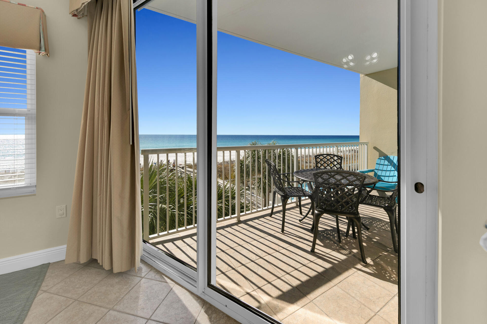 WATERS EDGE - Residential