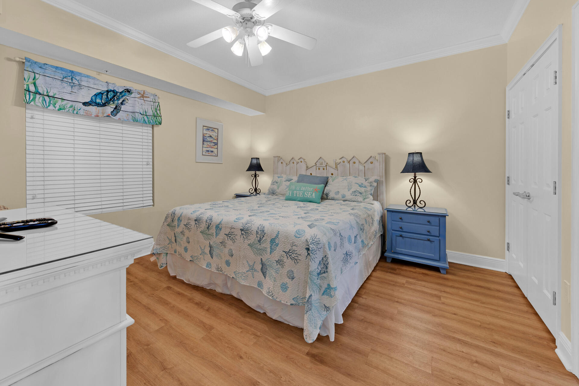 WATERS EDGE - Residential