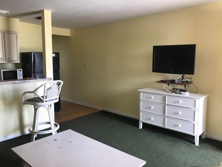 Own your own Florida oasis just 3 minutes from white sandy beaches & Emerald Green waters of Okaloosa Island! Great investment opportunity for primary, 2nd home, or vacation rental to make money! Units are also VA approved for 100% financing! Short term & Long-term rentals allowed per condo docs. Condo has onsite laundry room, covered assigned parking spaces, grill area, bike racks, and more. Sandy Pointe Condos is just 10 miles from Destin-Fort Walton Beach Airport (VPS) w/Delta, Allegiant, American, & United Airlines. Enjoy entertainment at local restaurants/bars, great shopping, boating, 'World's Luckiest Fishing Village' in Destin, Okaloosa Island Fishing Pier & Boardwalk, Emerald Coast Convention Center, Eglin AFB, & Hurlburt Field! Condo is perfect for enjoying world class sunsets!