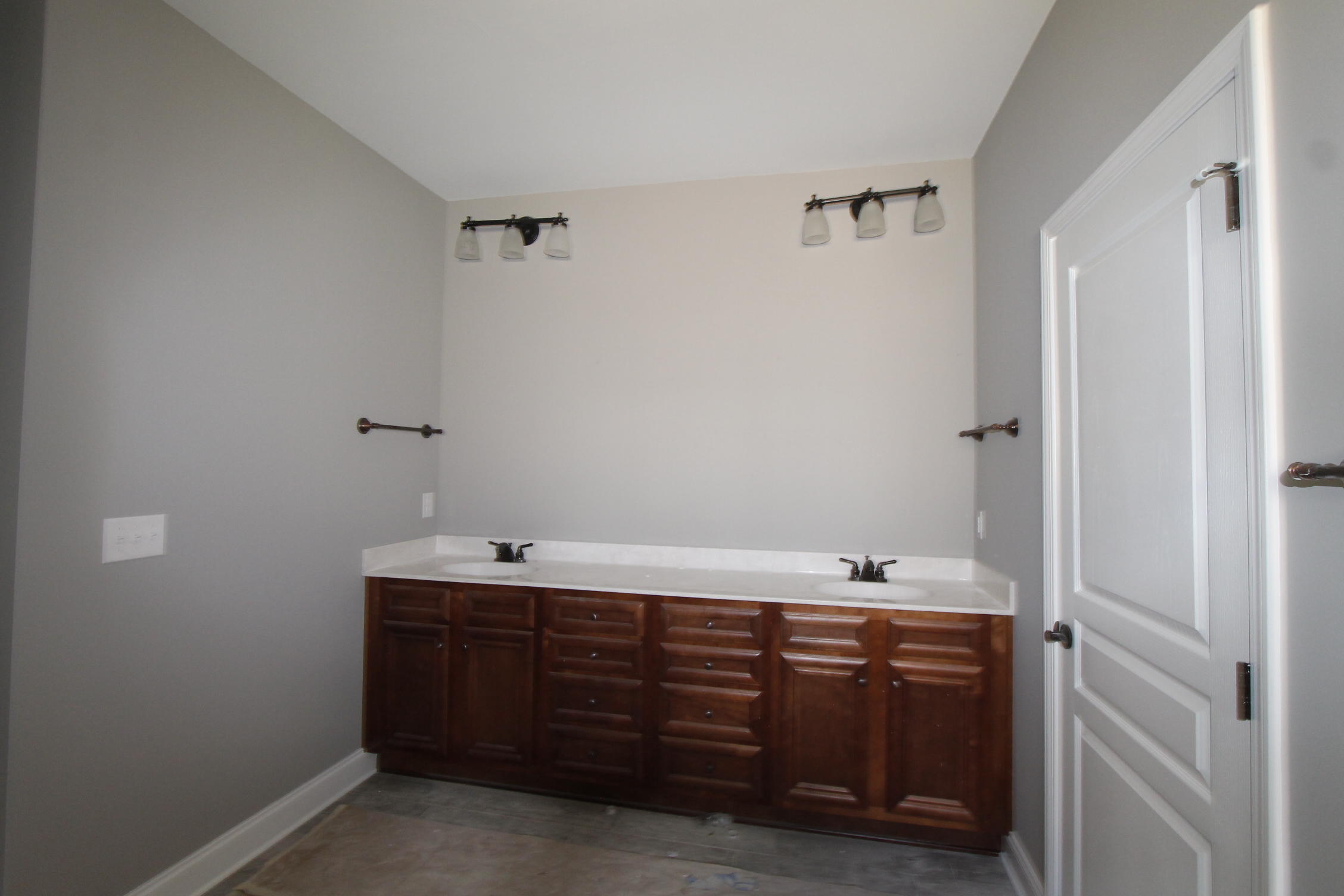 TRAILWOOD ESTATES - Residential