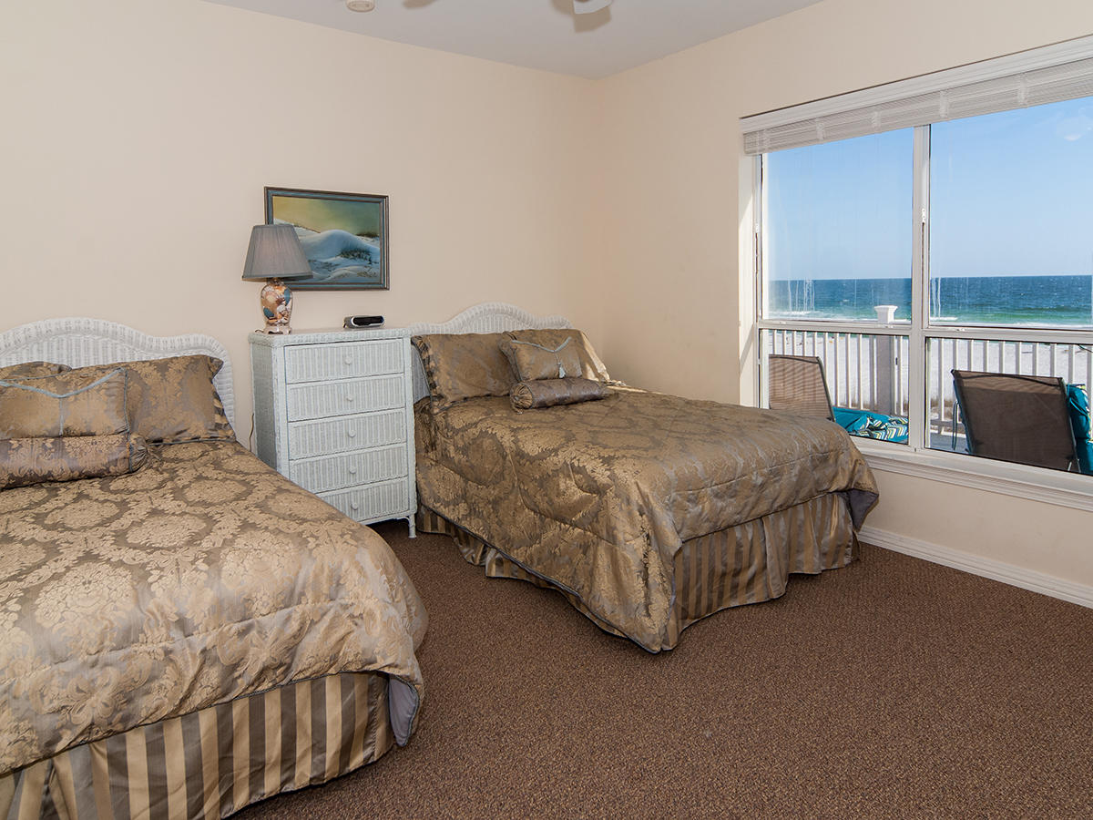HOLIDAY ISLE - Residential