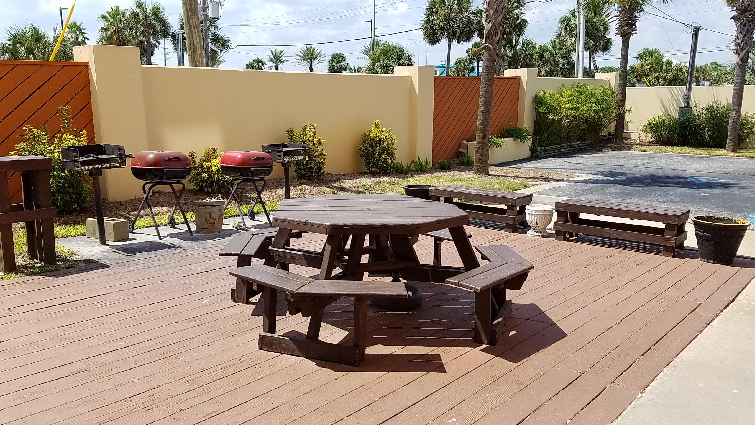 SURF DWELLER CONDO - Residential