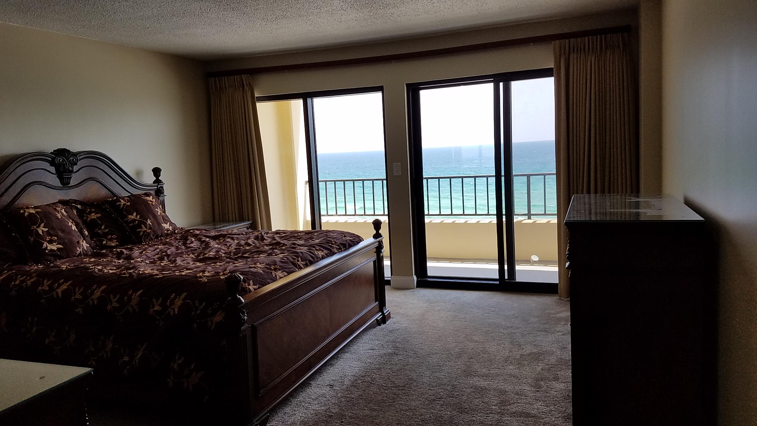 SURF DWELLER CONDO - Residential