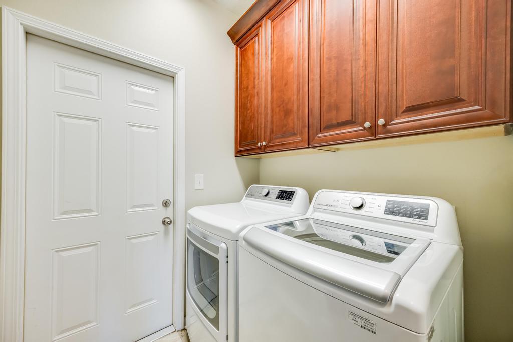 COUNTRYVIEW ESTATES 3RD ADDN - Residential