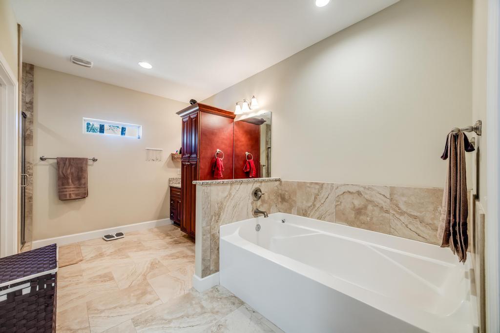 COUNTRYVIEW ESTATES 3RD ADDN - Residential