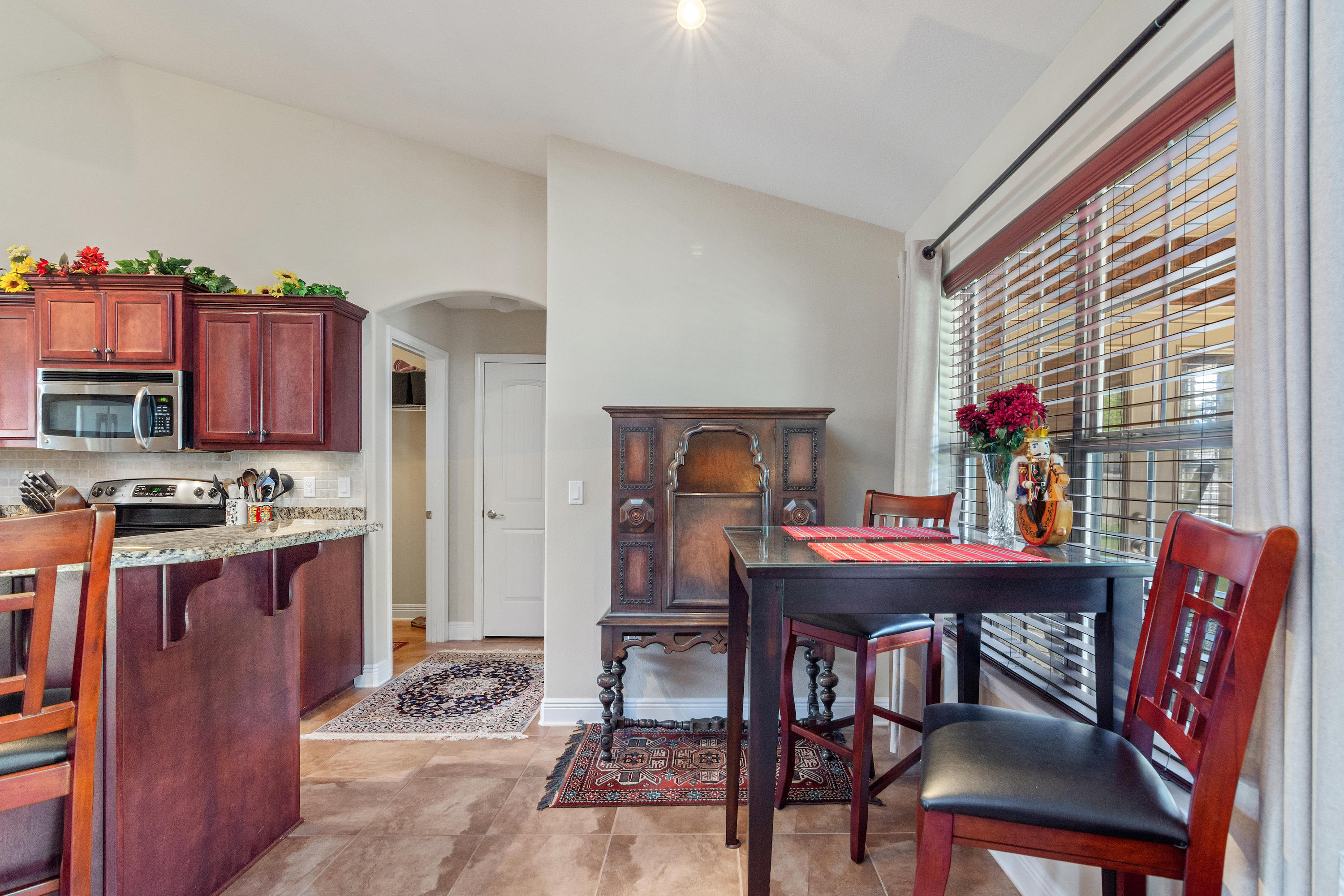 SUMMERSET ESTATES - Residential