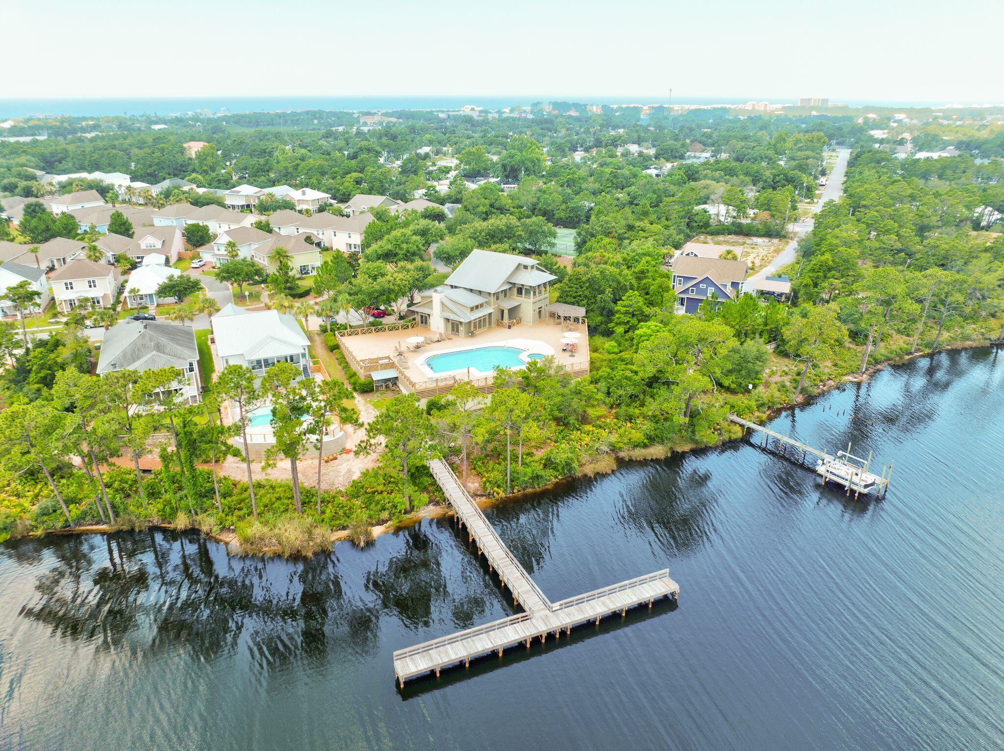 TURTLE COVE - Residential