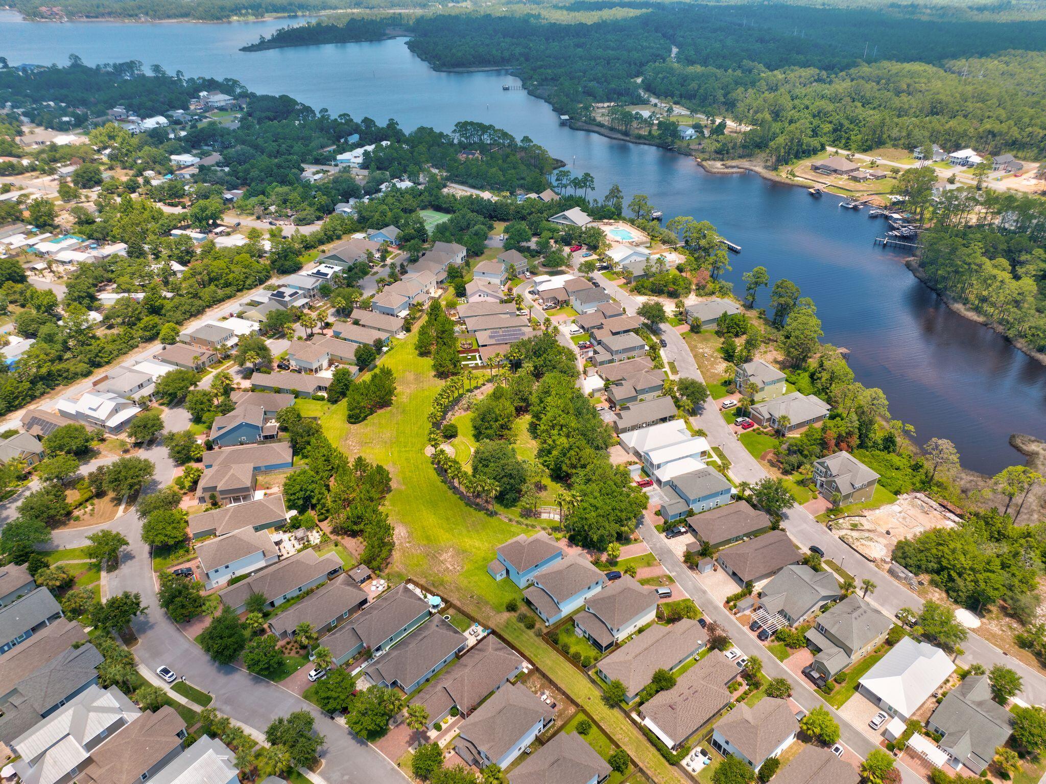 TURTLE COVE - Residential