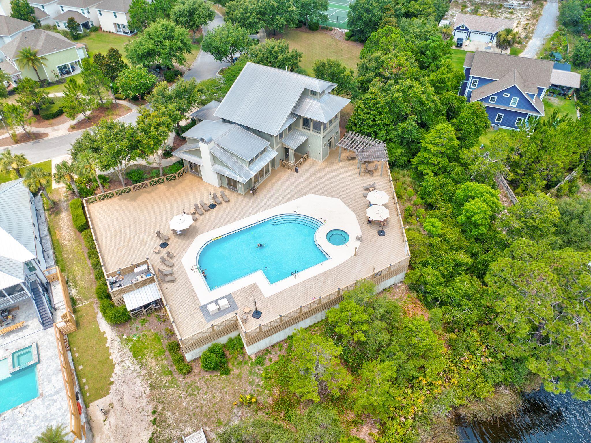 TURTLE COVE - Residential