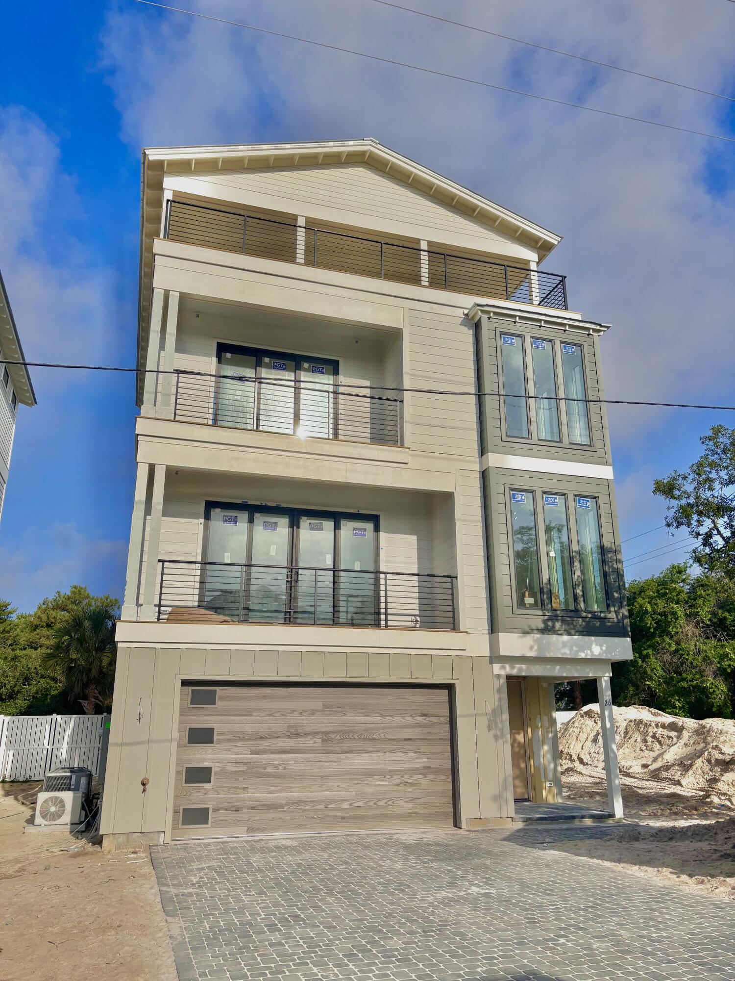 BLUE MOUNTAIN ESTATES - Residential