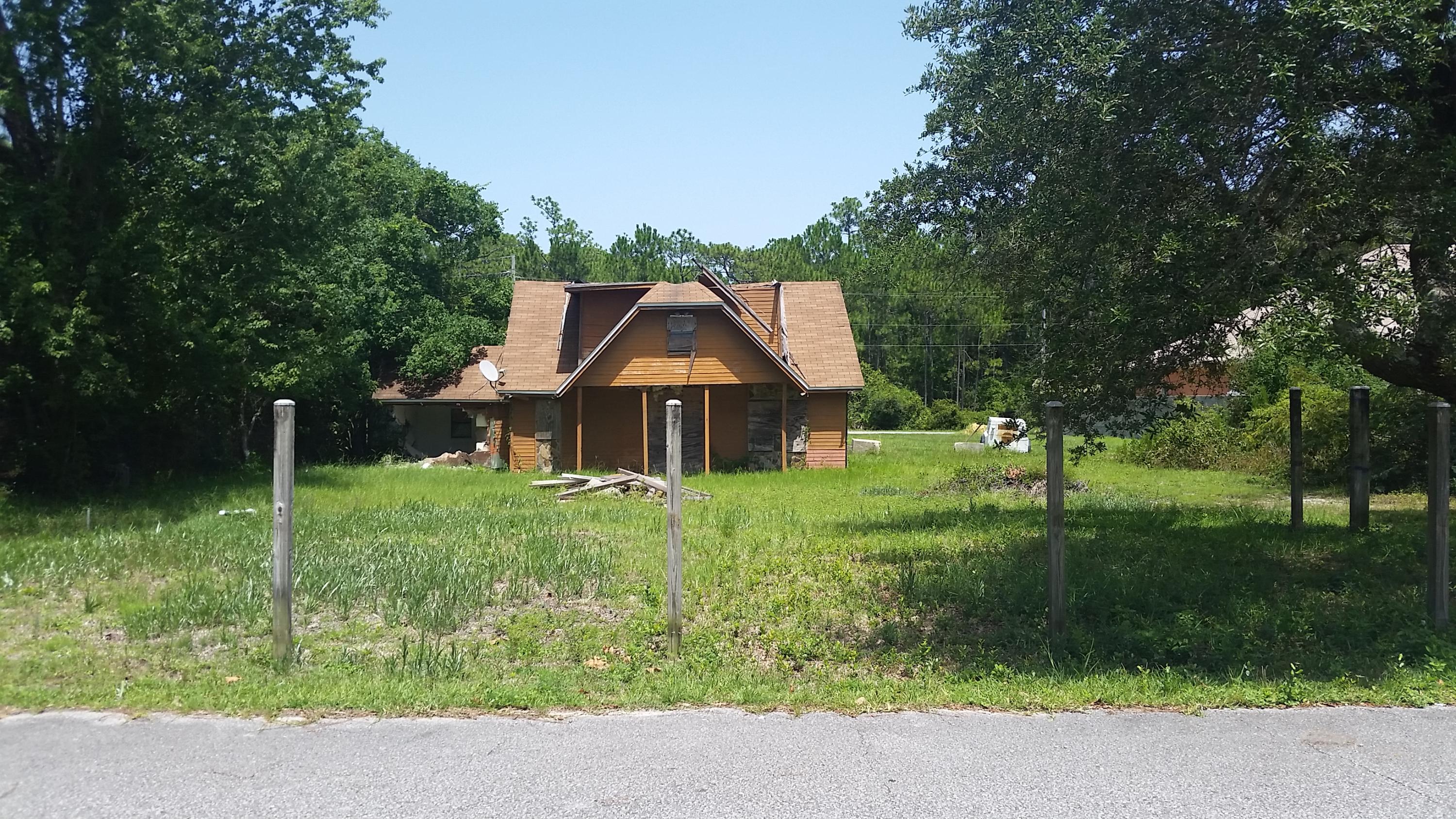 METES & BOUNDS - Land