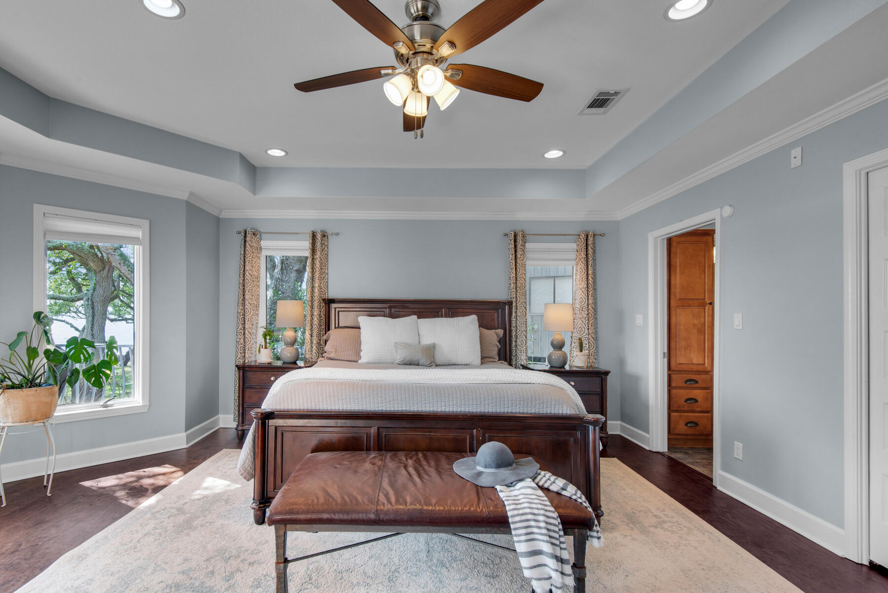 EDGEWATER VILLAGE - Residential