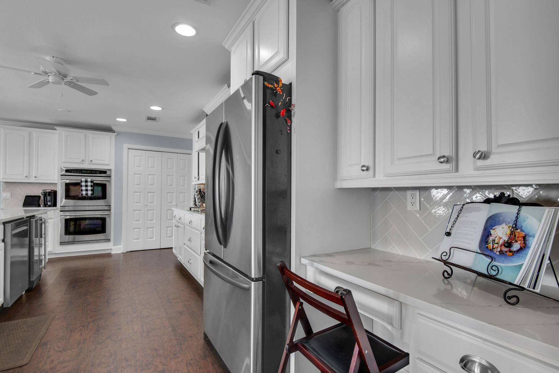 EDGEWATER VILLAGE - Residential