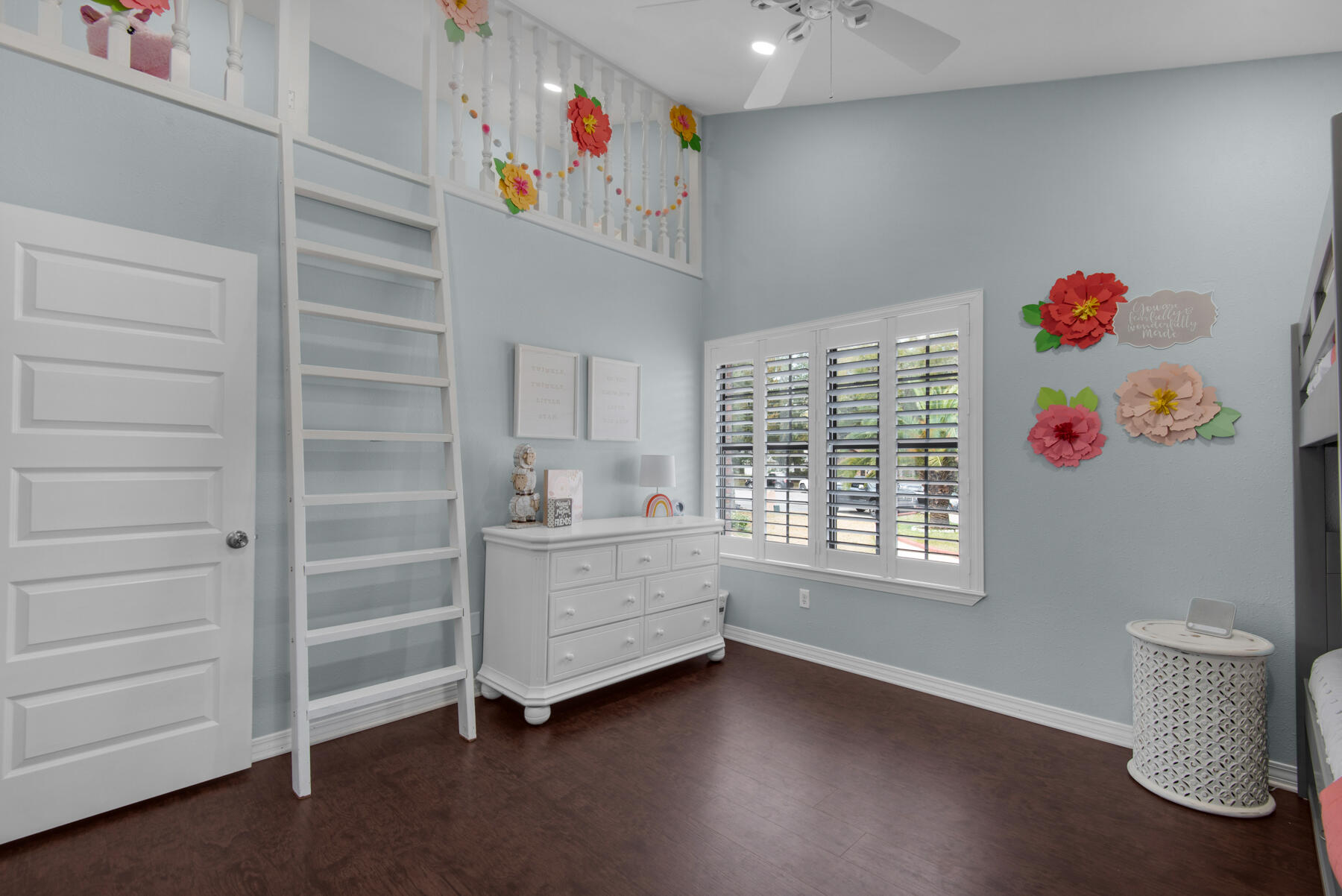 EDGEWATER VILLAGE - Residential