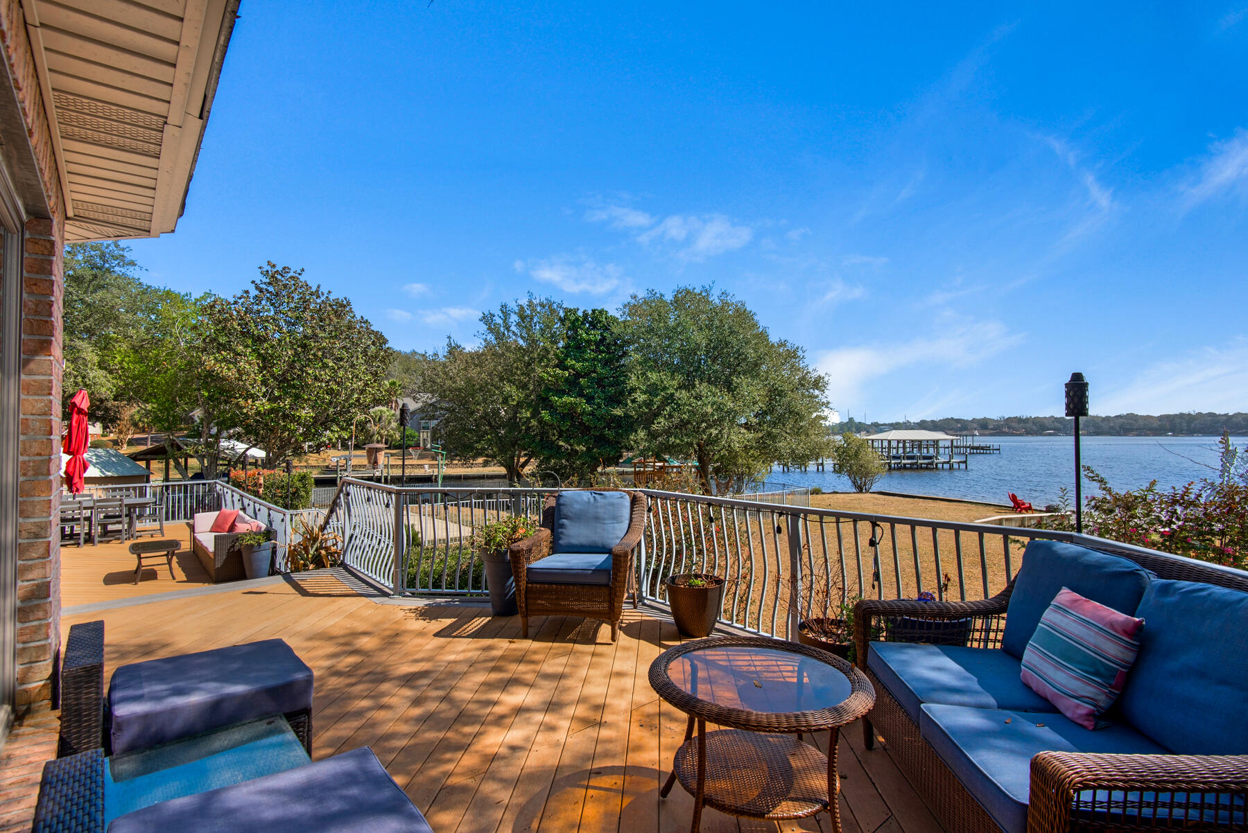 EDGEWATER VILLAGE - Residential