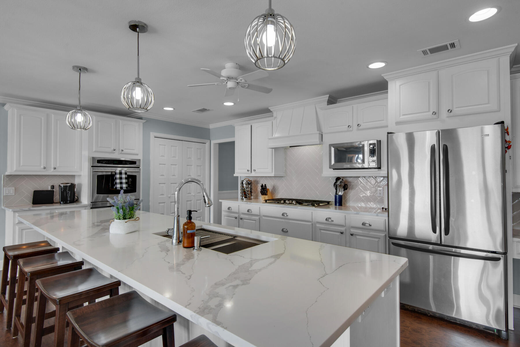 EDGEWATER VILLAGE - Residential