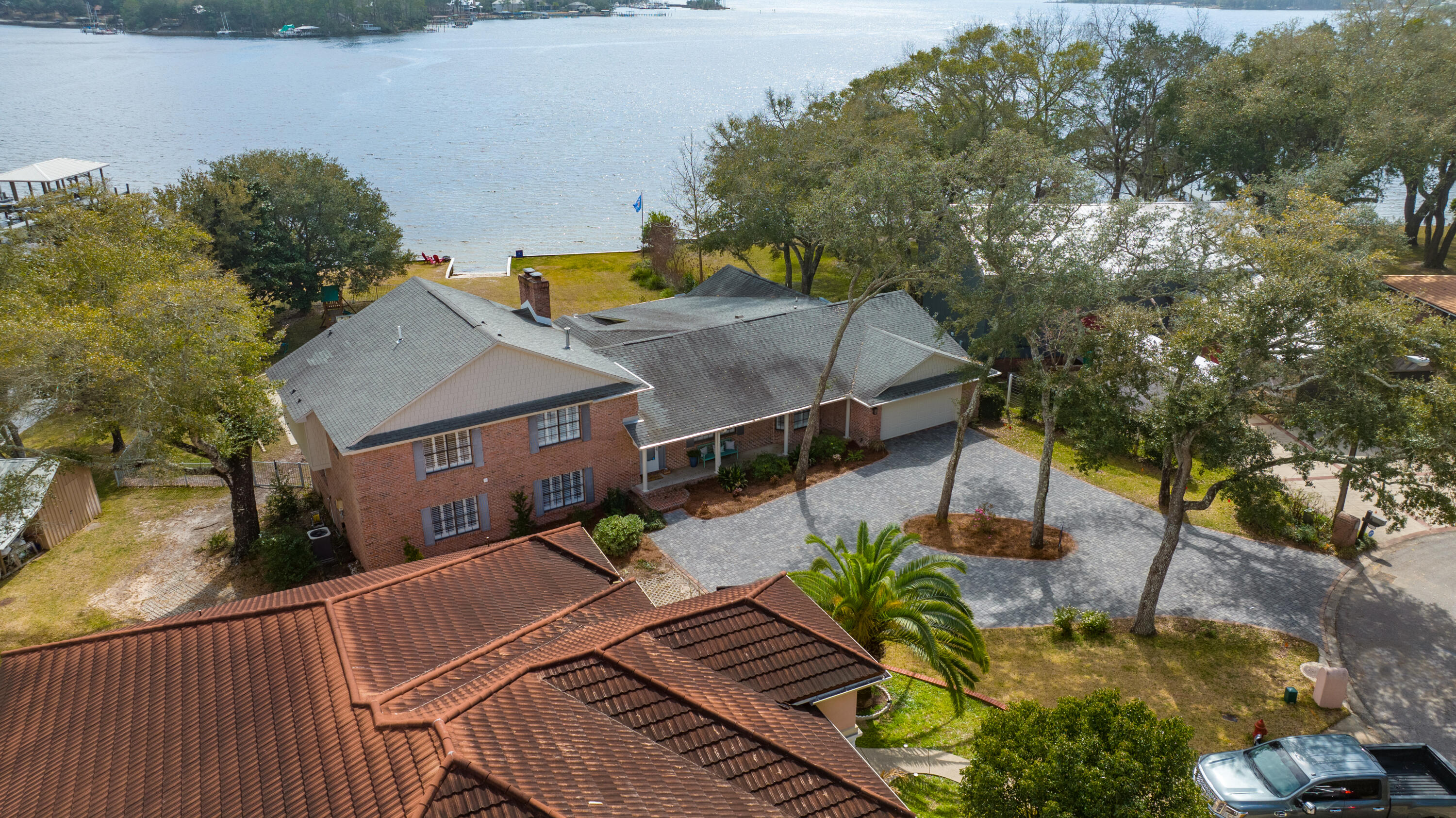 EDGEWATER VILLAGE - Residential