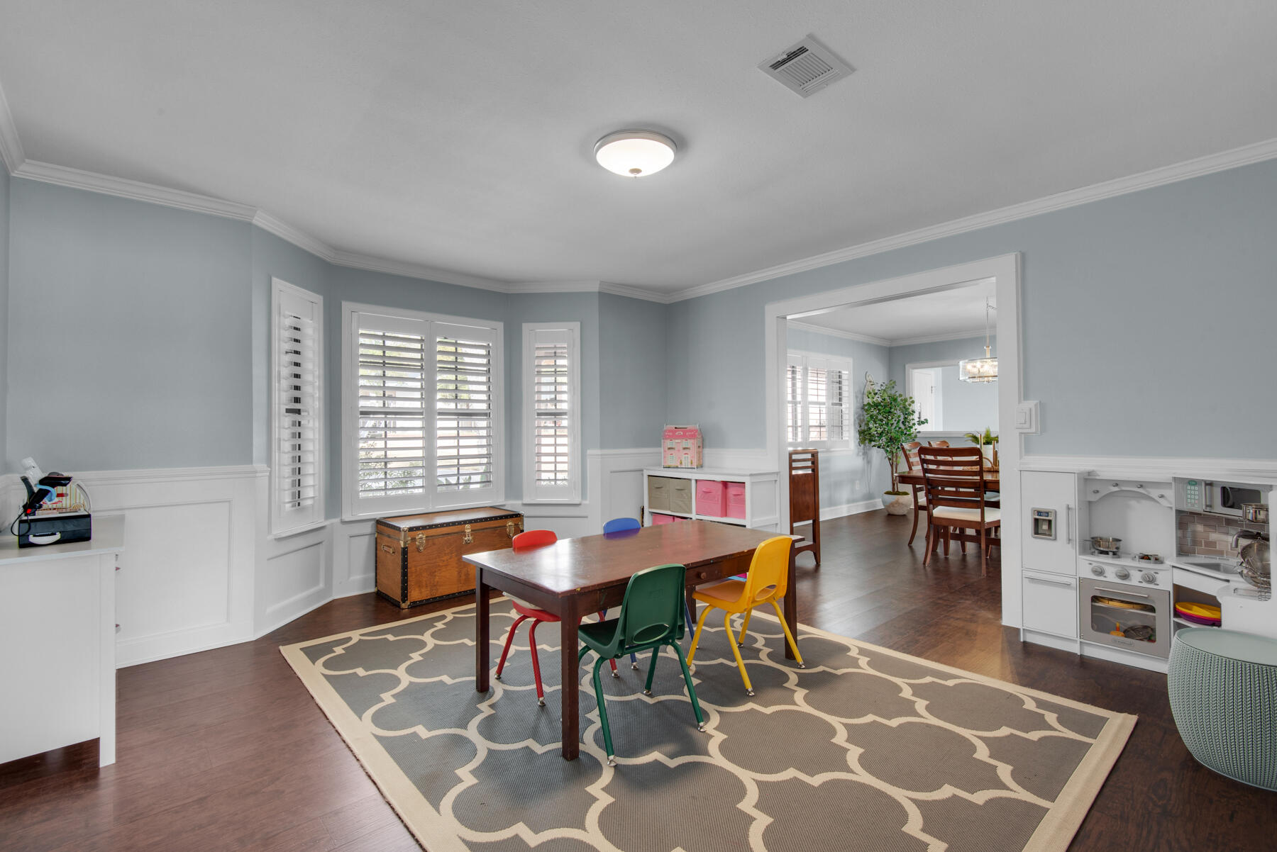 EDGEWATER VILLAGE - Residential