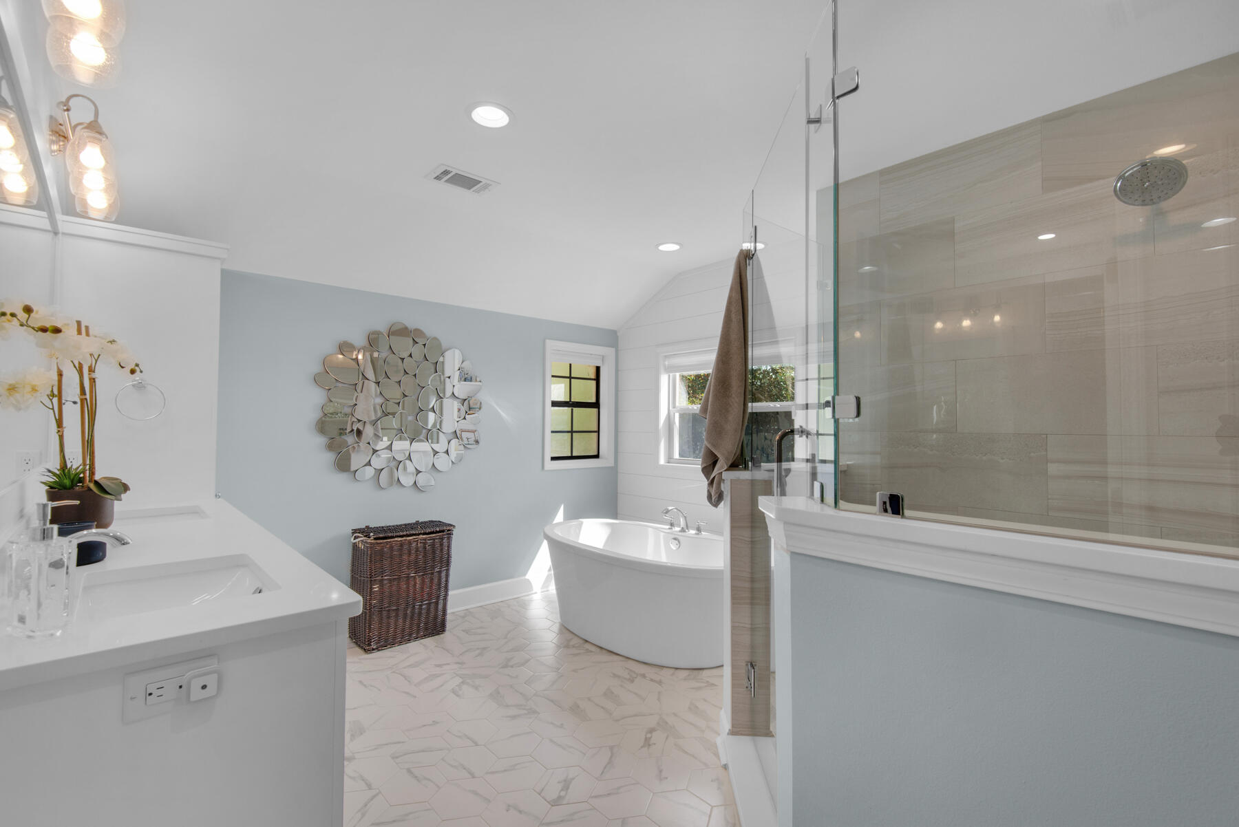 EDGEWATER VILLAGE - Residential