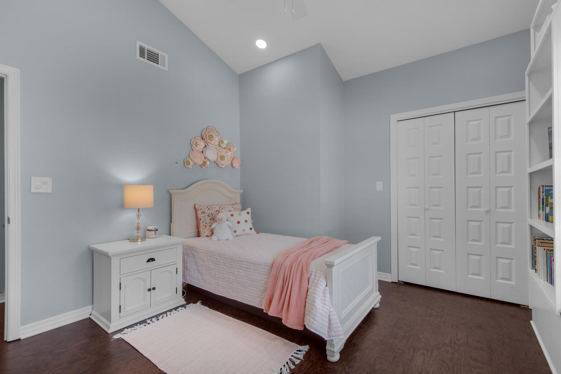 EDGEWATER VILLAGE - Residential