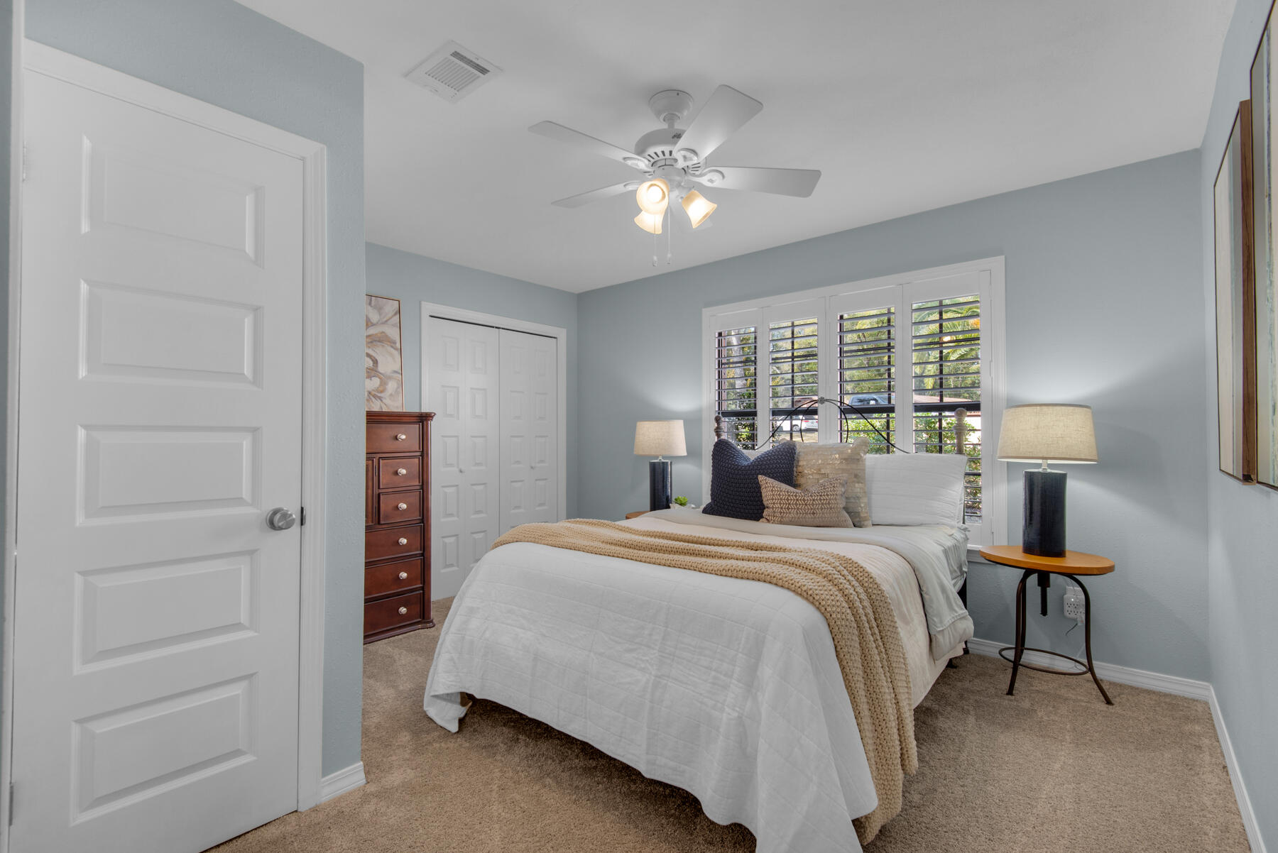 EDGEWATER VILLAGE - Residential