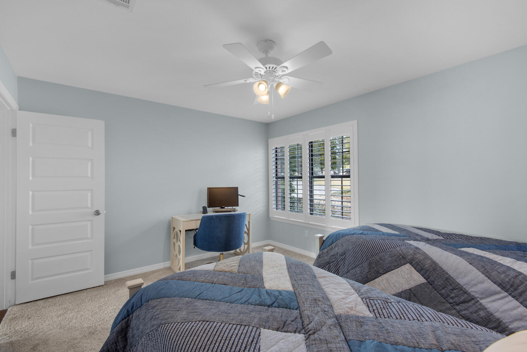 EDGEWATER VILLAGE - Residential
