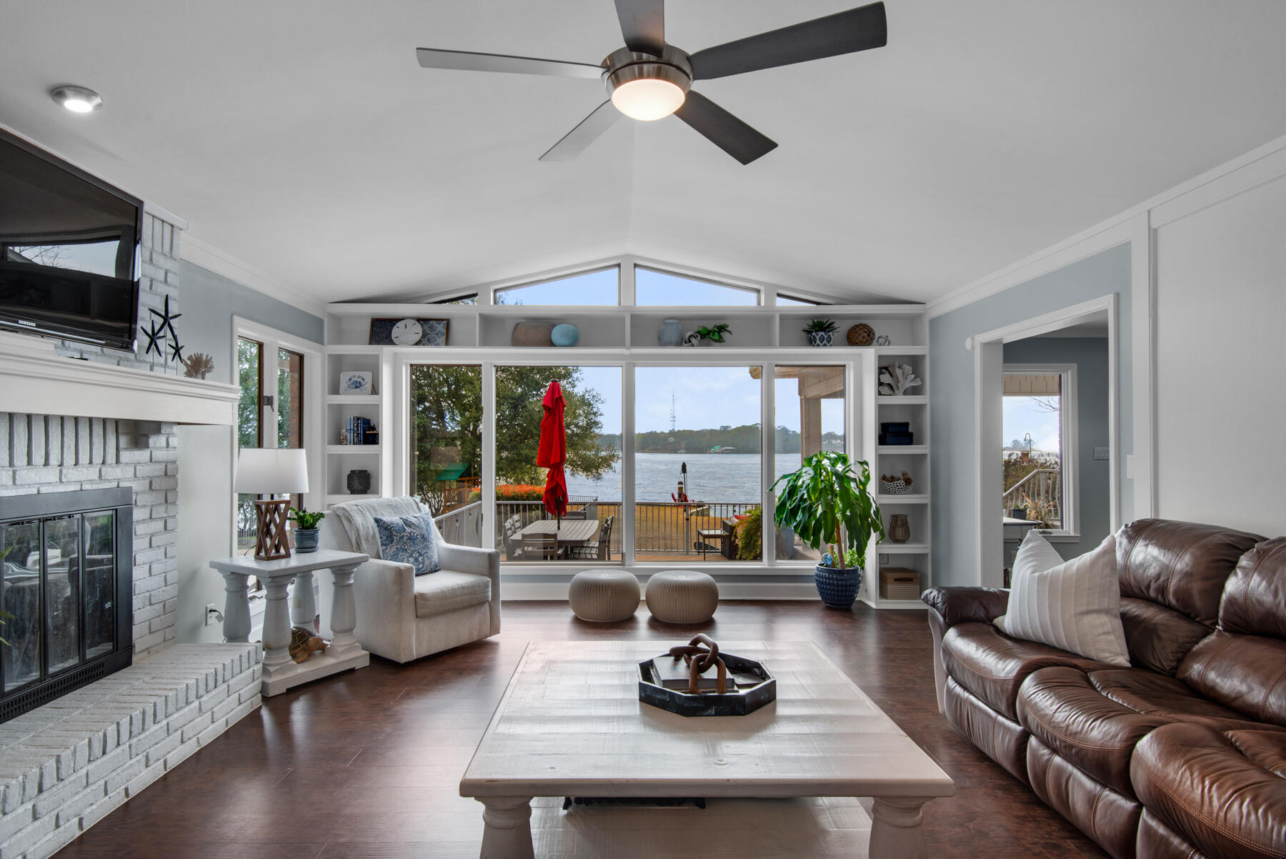 EDGEWATER VILLAGE - Residential