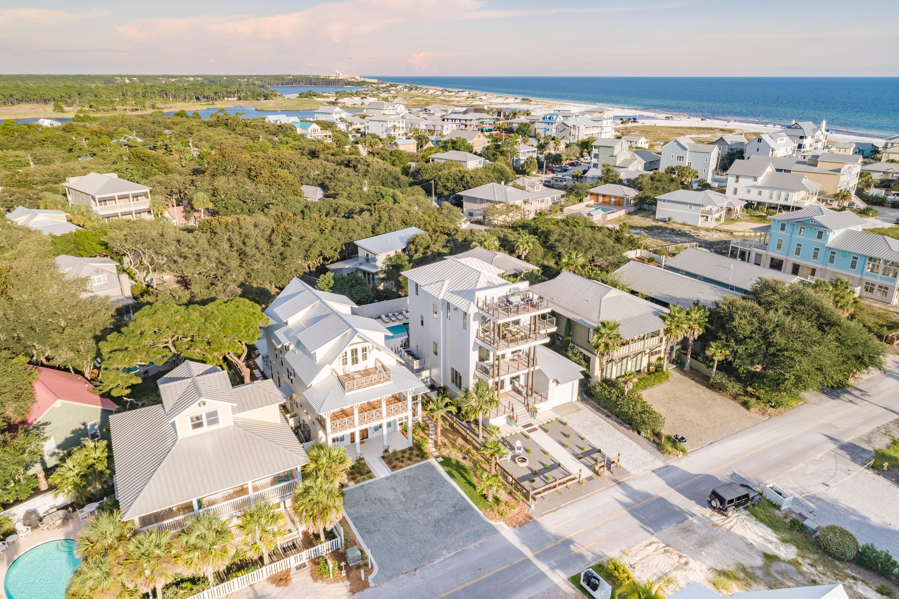 GRAYTON BEACH - Residential
