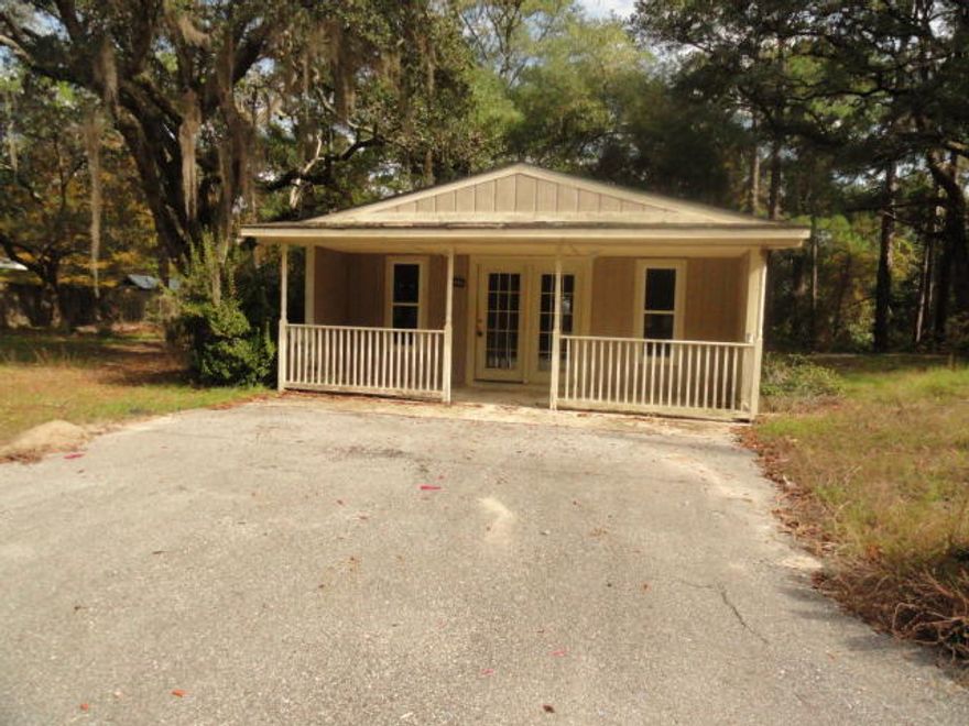 Waterfront REO in Basin Bayou is waiting for you complete the renovation.Great opportunity to own a canal property within 500' of the Choctawhatchee Bay! Where you will enjoySunsets and sunrises. Easy access for boating, jet skis, and kayaks. The property has had some renovation work completed already. This could be a great little fishing camp. Boat dock already in place.See attachment for PAS requirements and WFHM offer submittal information in MLS document section.