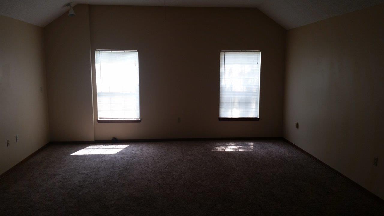 SOUTHVIEW ESTATES - Residential Lease