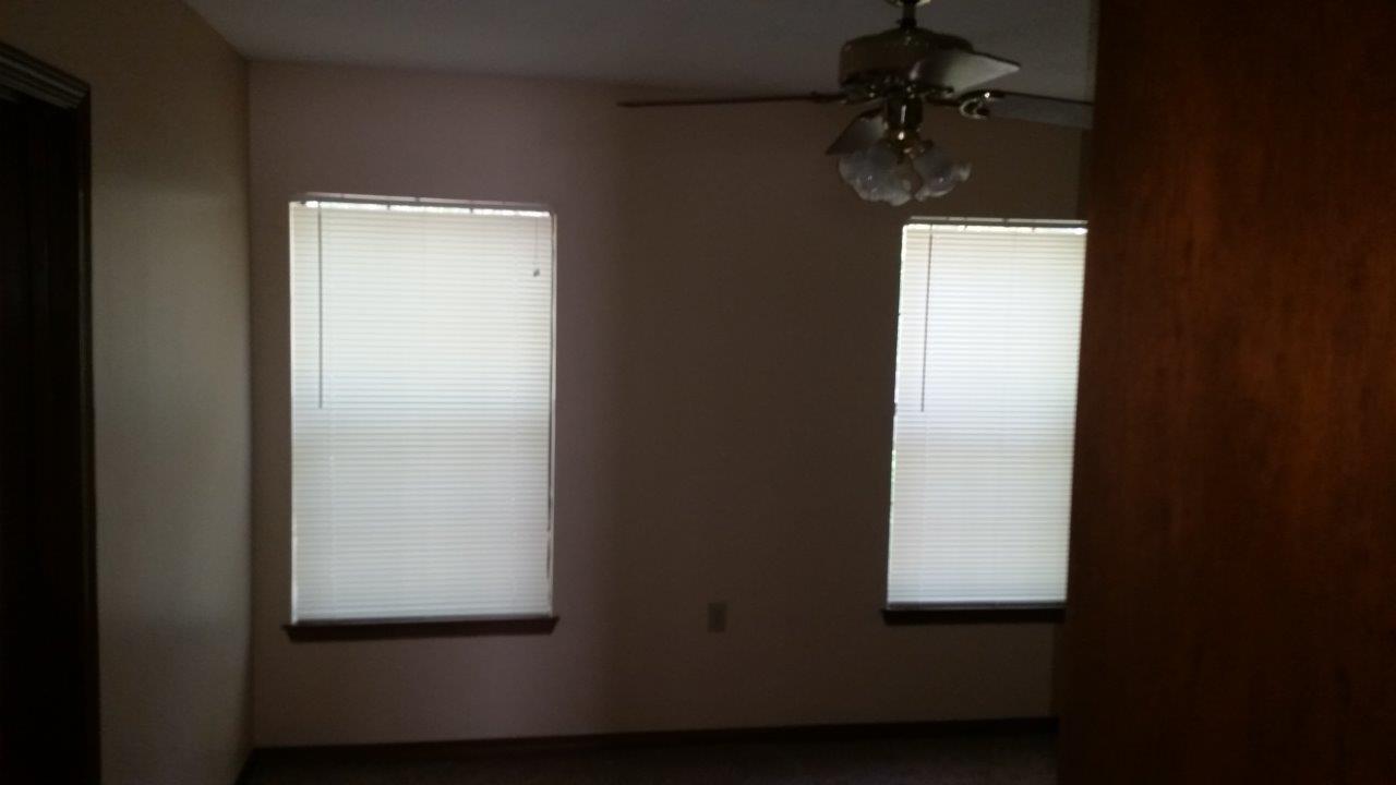 SOUTHVIEW ESTATES - Residential Lease