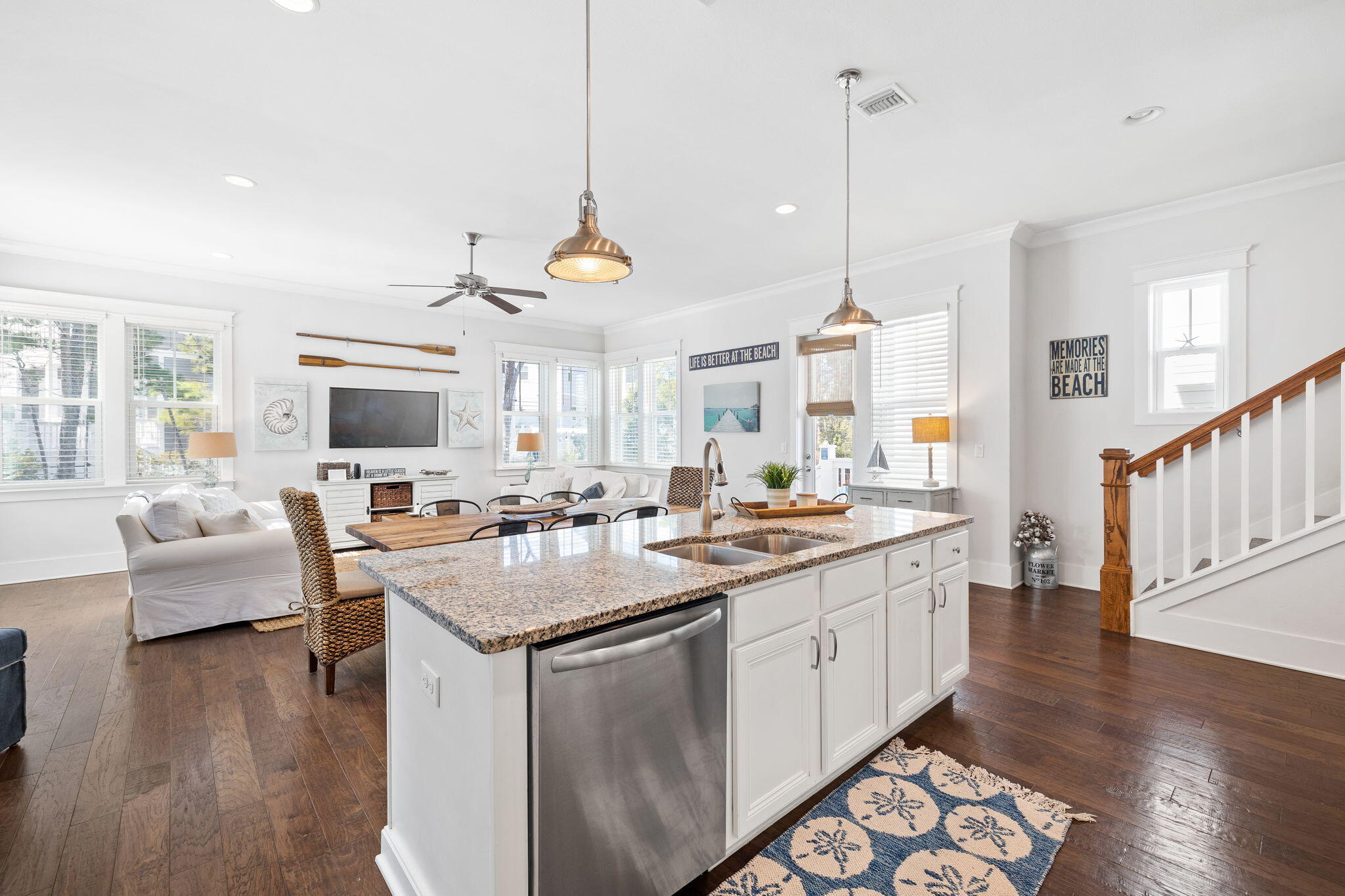 HIGHLAND PARKS - Residential